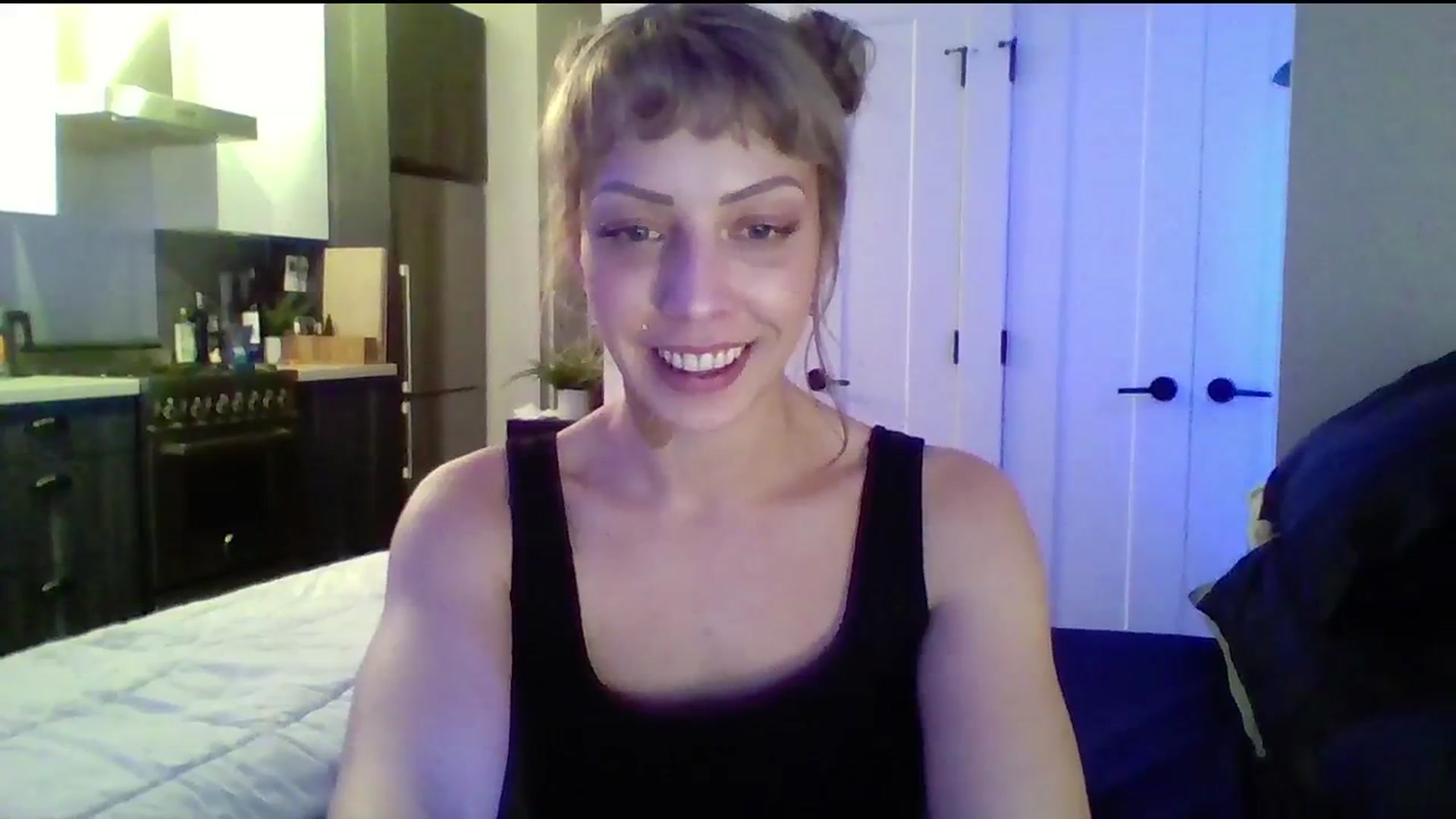 Gallery image thumbnail from sinnen's myfreecams stream on, 01/14/2025, 24:56 image 5 of 20