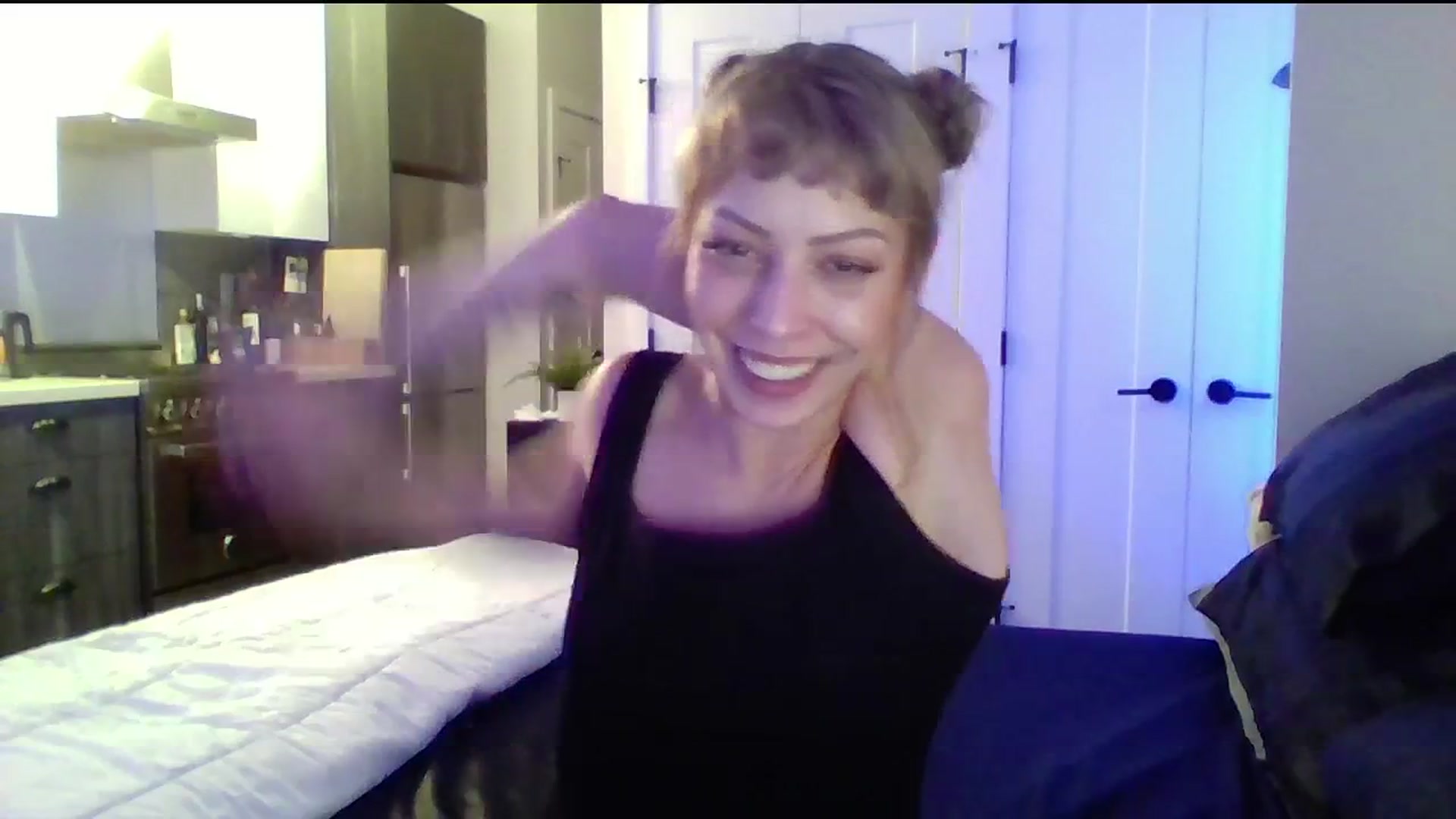 Gallery image thumbnail from sinnen's myfreecams stream on, 01/14/2025, 24:56 image 8 of 20