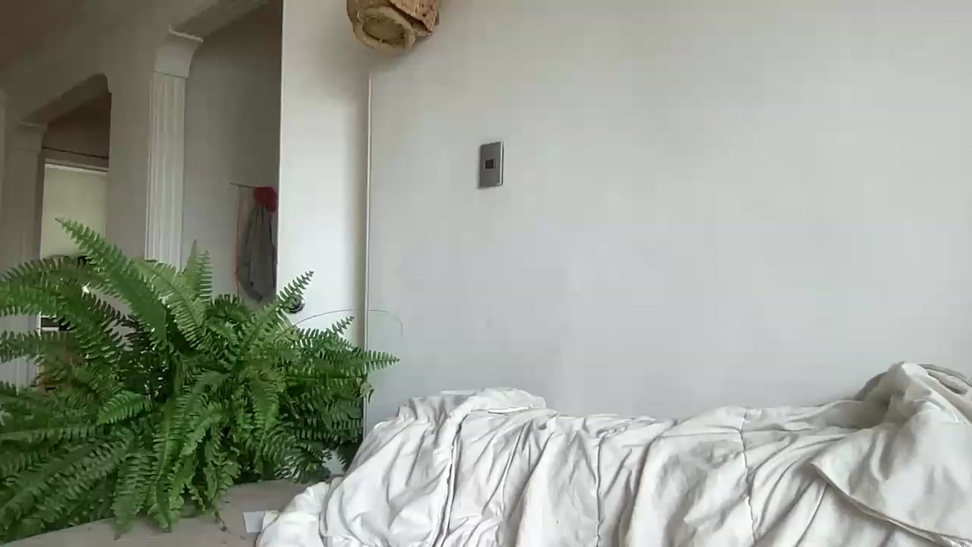 Gallery image thumbnail from sircamalot69's myfreecams stream on, 05/20/2023, 18:31 image 19 of 20