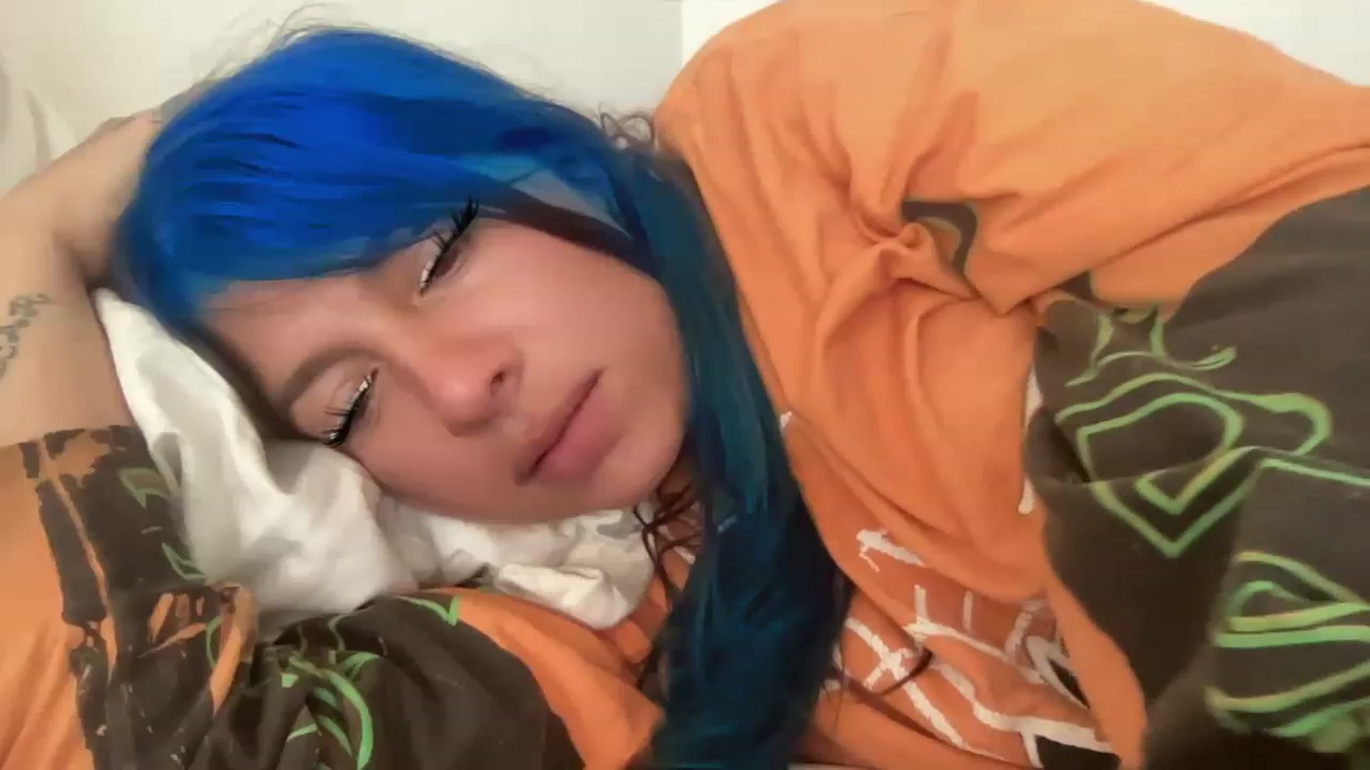 Gallery image thumbnail from sircamalot69's myfreecams stream on, 05/22/2023, 15:35 image 6 of 20