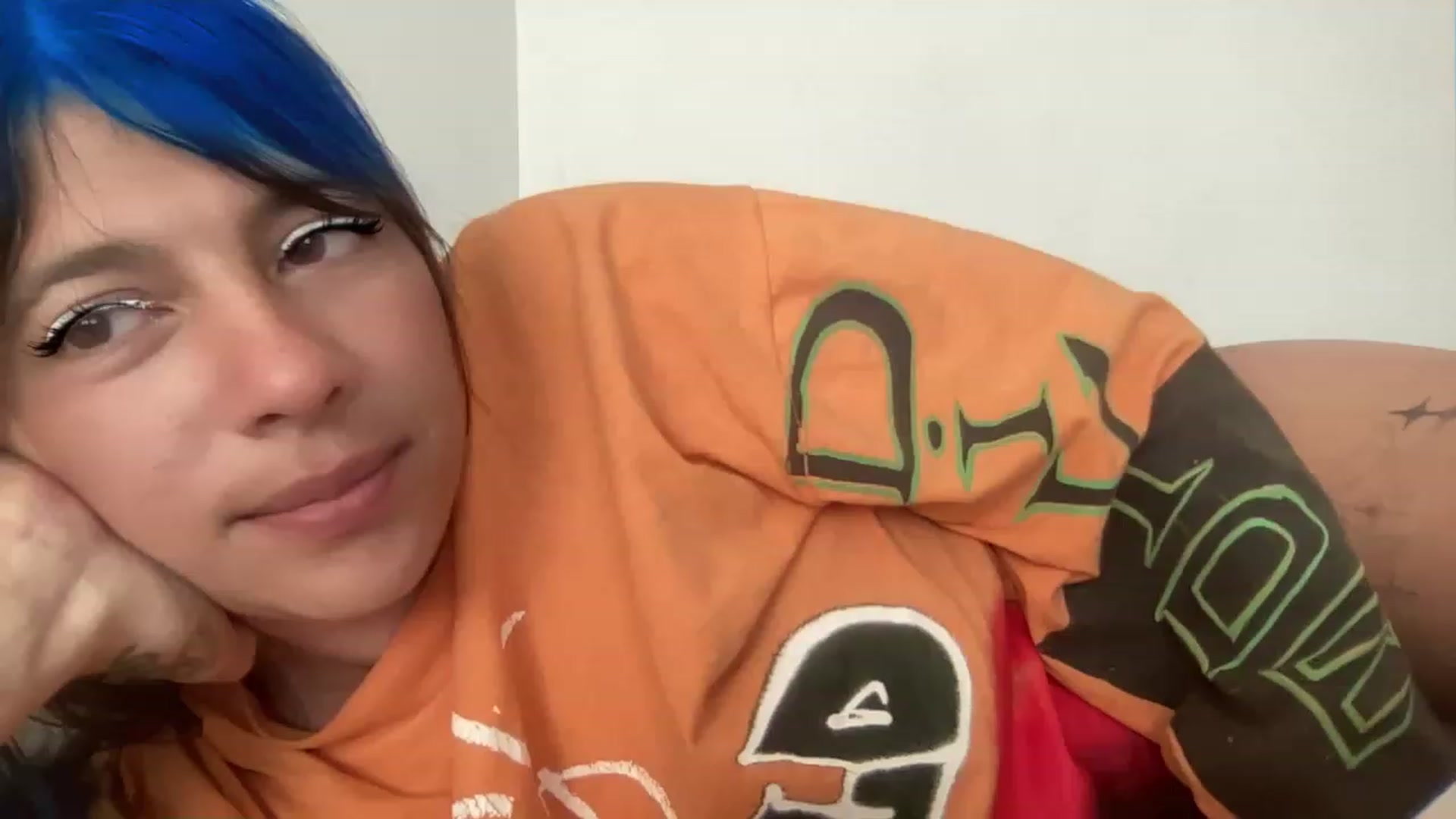 Gallery image thumbnail from sircamalot69's myfreecams stream on, 05/22/2023, 15:35 image 16 of 20