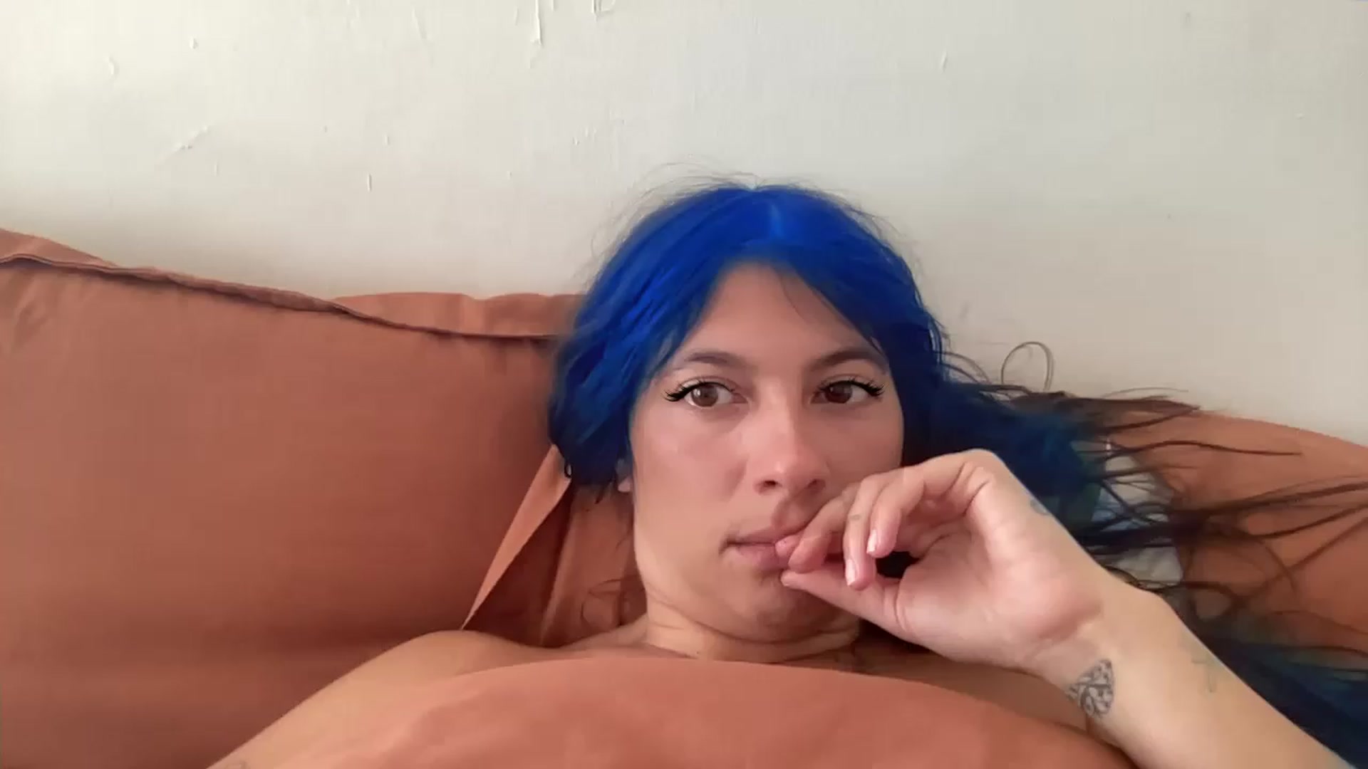 Gallery image thumbnail from sircamalot69's myfreecams stream on, 05/27/2023, 17:36 image 7 of 20