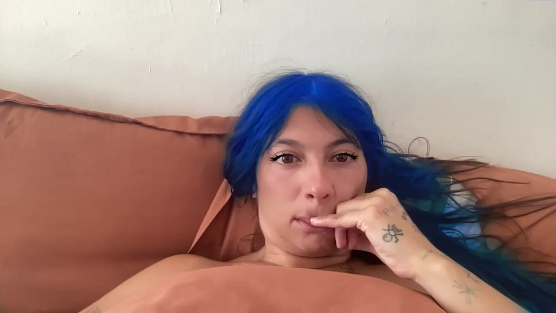 Gallery image thumbnail from sircamalot69's myfreecams stream on, 05/27/2023, 17:36 image 10 of 20