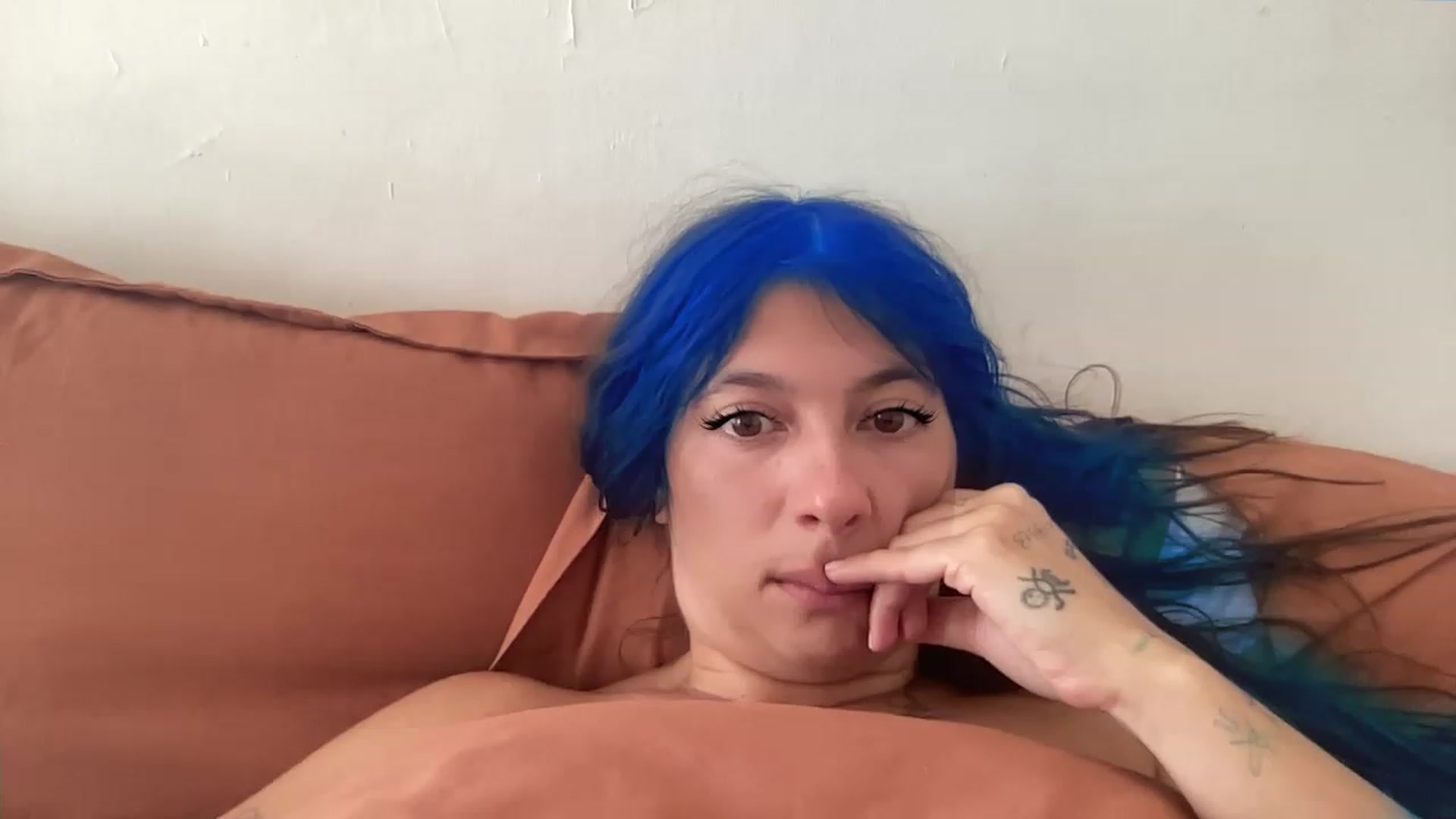 Gallery image thumbnail from sircamalot69's myfreecams stream on, 05/27/2023, 17:36 image 8 of 20