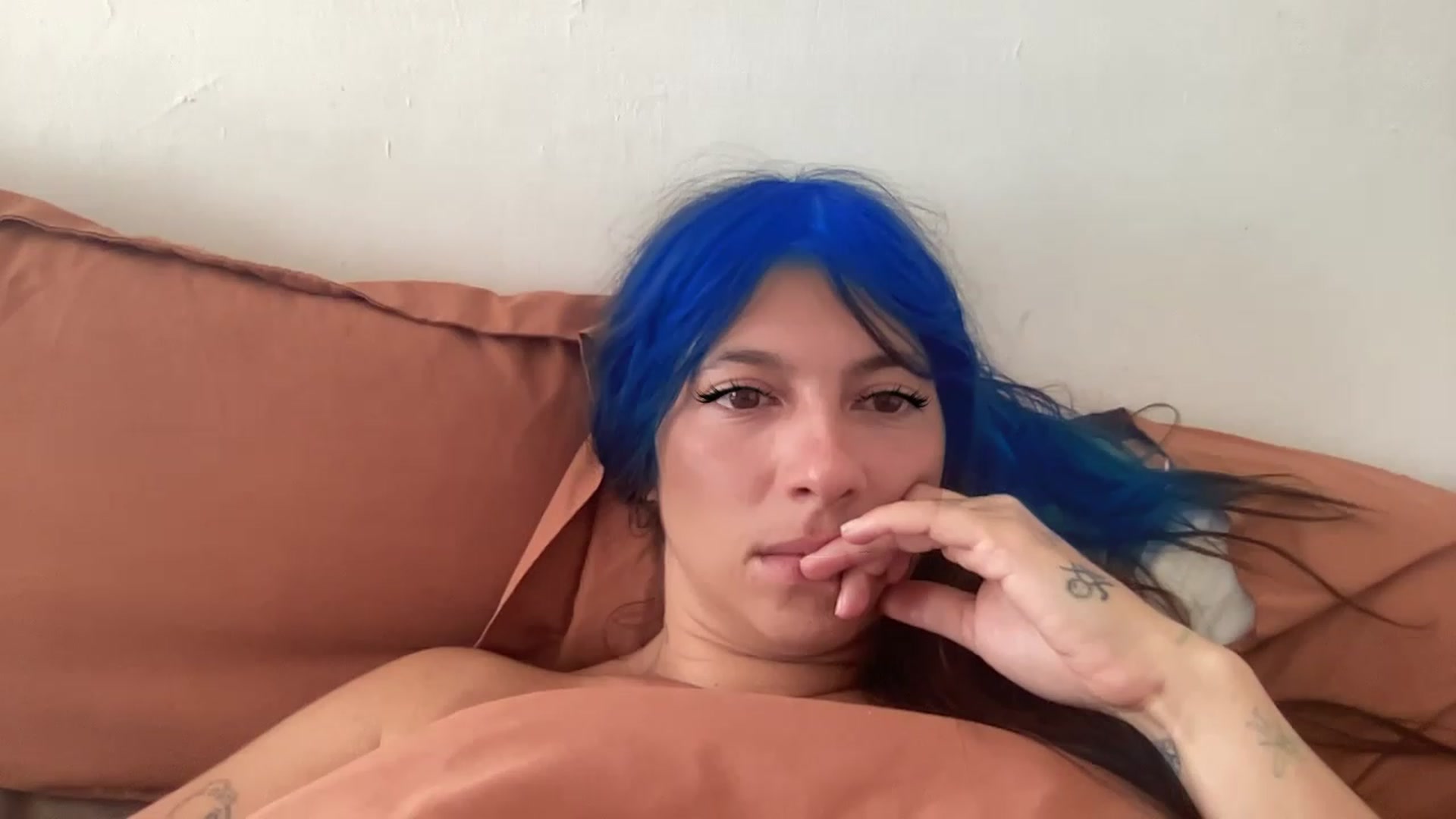 Gallery image thumbnail from sircamalot69's myfreecams stream on, 05/27/2023, 17:36 image 19 of 20
