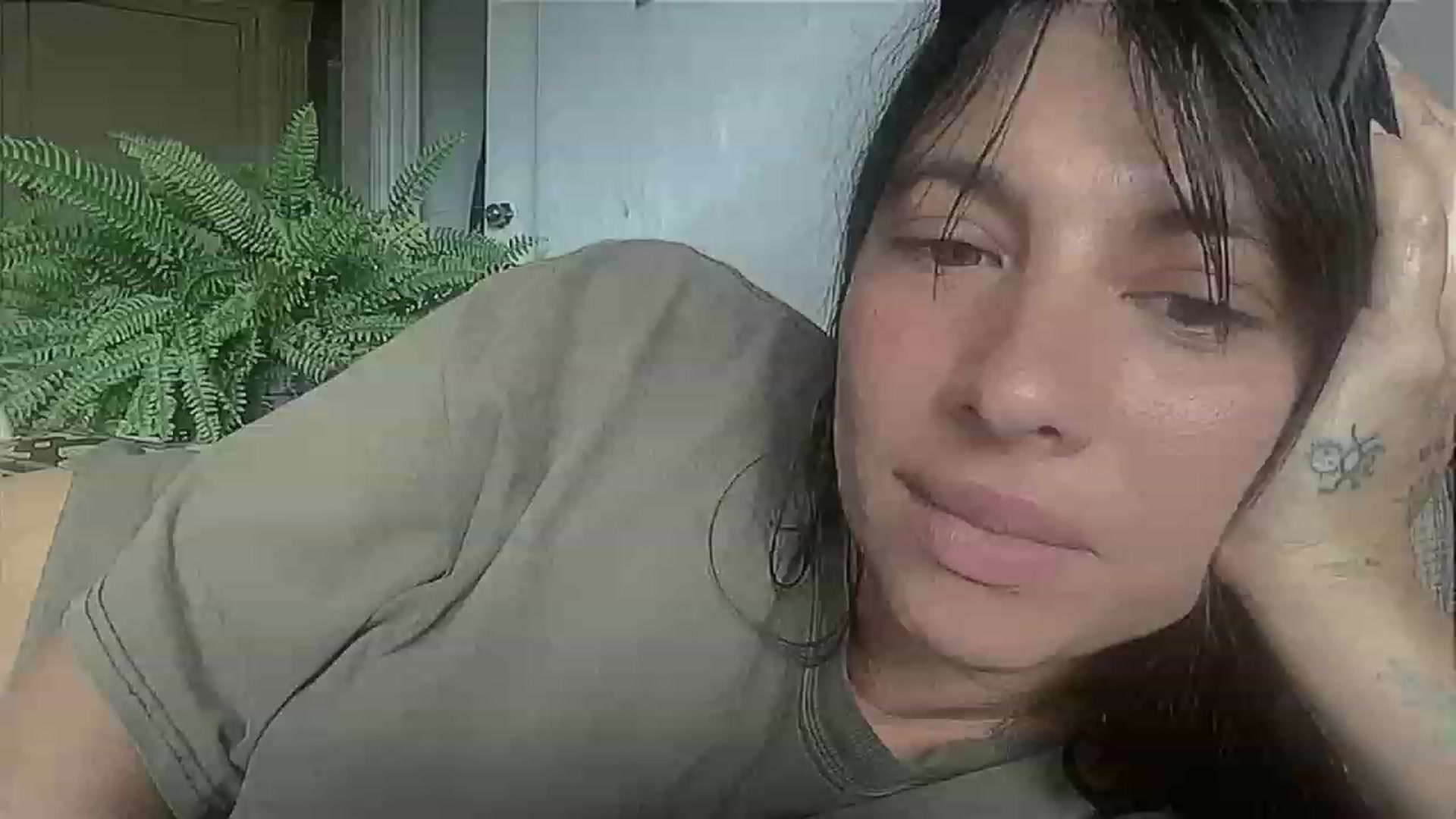 Gallery image thumbnail from sircamalot69's myfreecams stream on, 05/28/2023, 23:14 image 12 of 20
