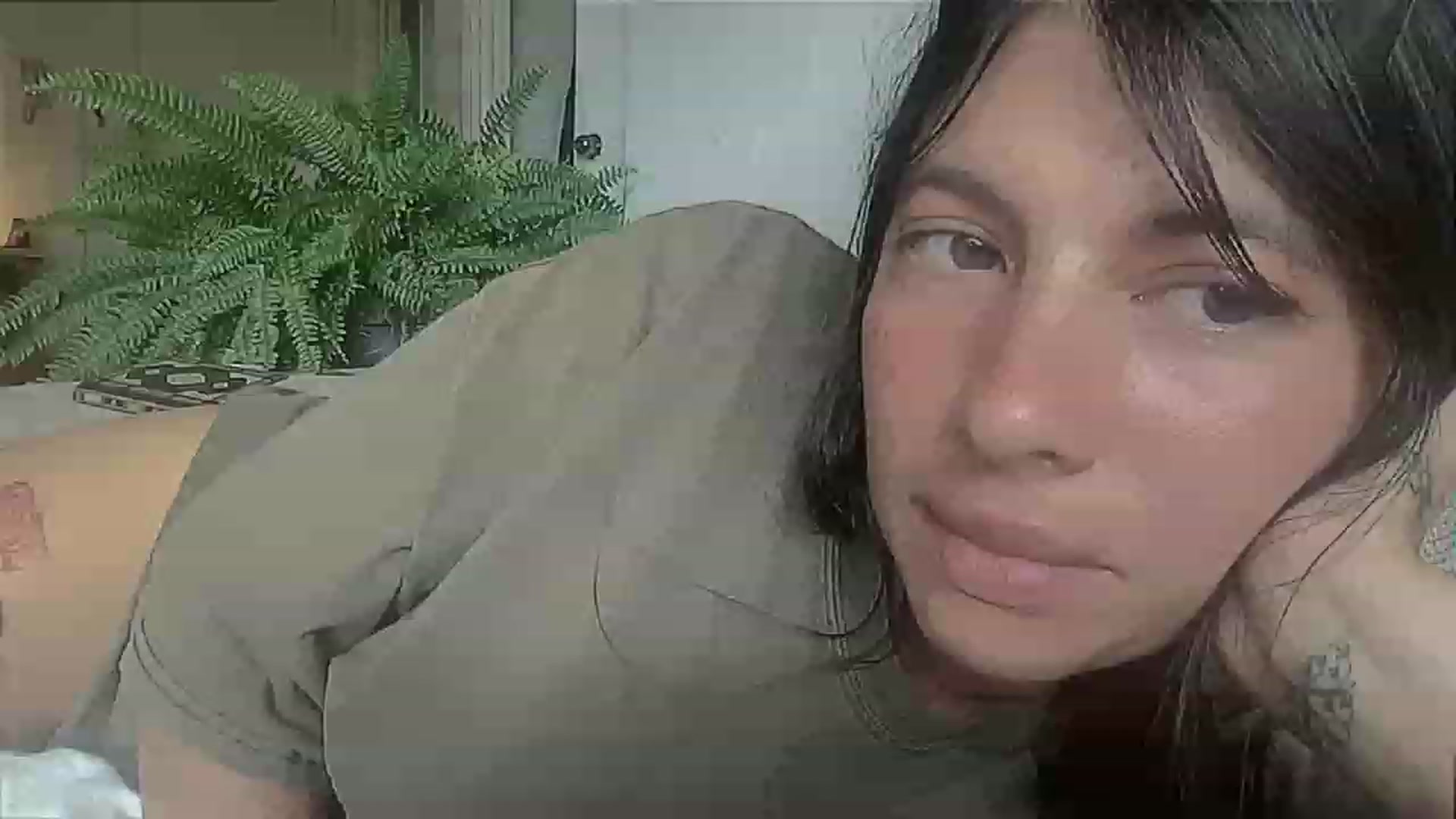Gallery image thumbnail from sircamalot69's myfreecams stream on, 05/28/2023, 23:14 image 20 of 20