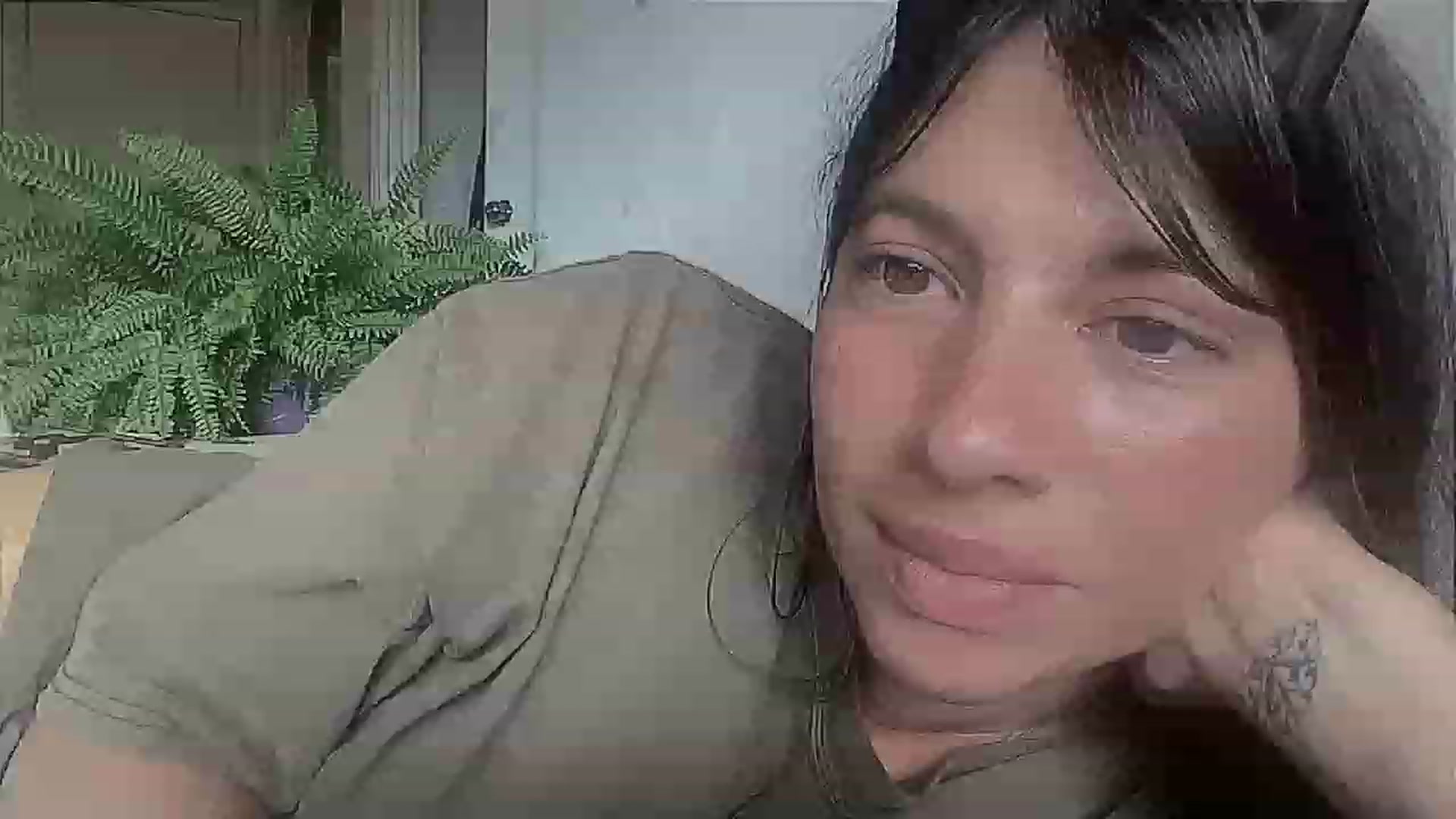 Gallery image thumbnail from sircamalot69's myfreecams stream on, 05/28/2023, 23:14 image 15 of 20