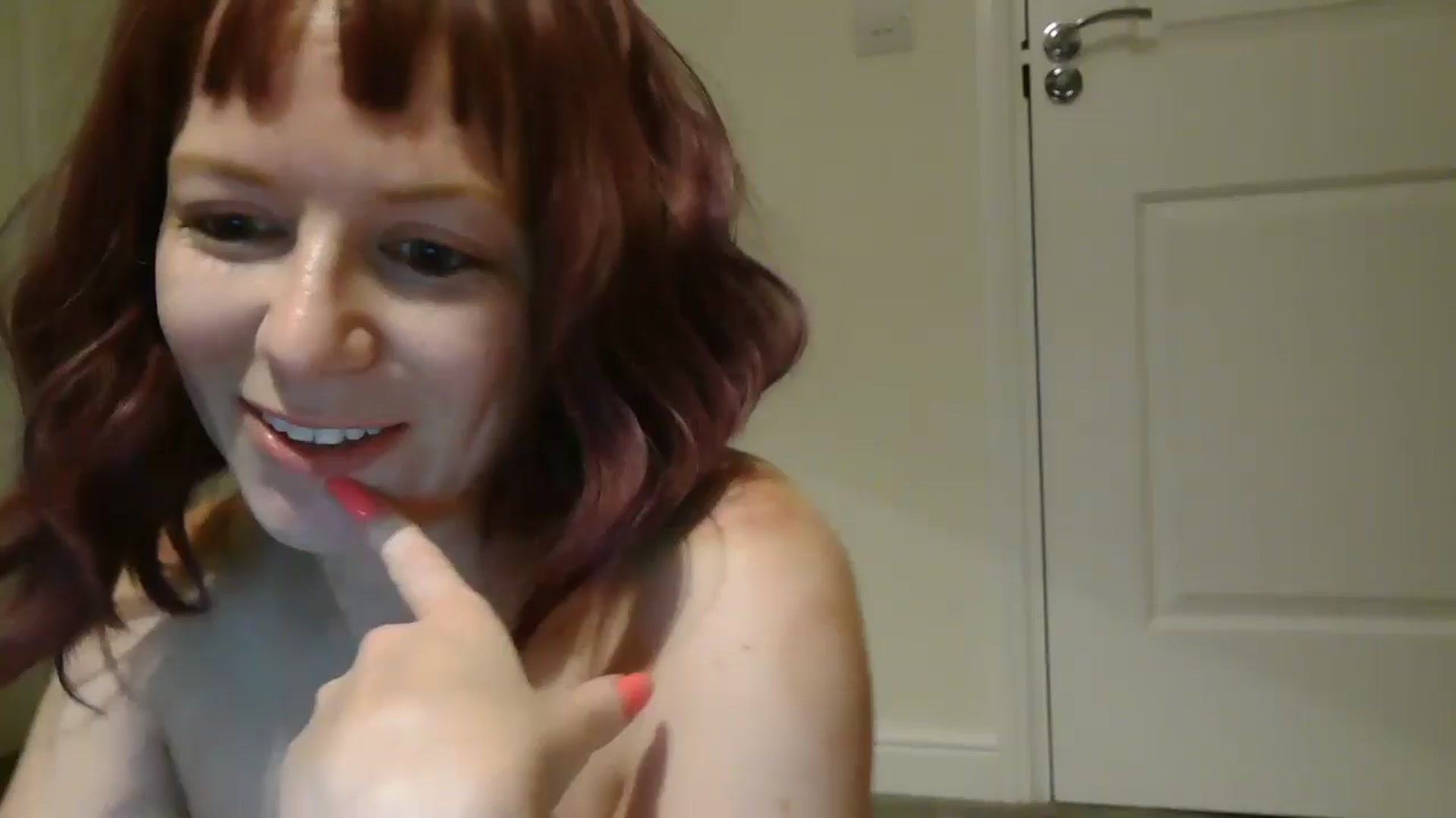Gallery image thumbnail from size2shoes's myfreecams stream on, 07/09/2024, 22:05 image 1 of 20