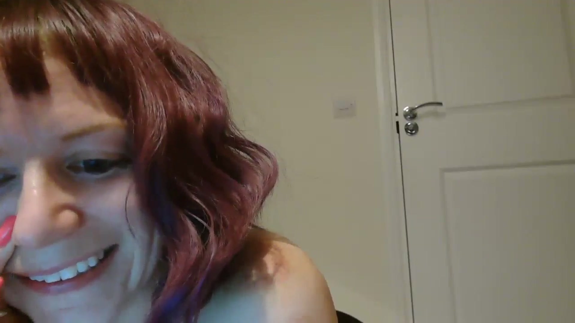 Gallery image thumbnail from size2shoes's myfreecams stream on, 07/09/2024, 22:05 image 19 of 20
