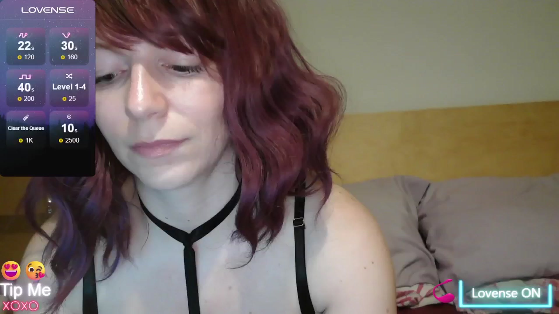 Gallery image thumbnail from size2shoes's myfreecams stream on, 07/16/2024, 23:37 image 13 of 20