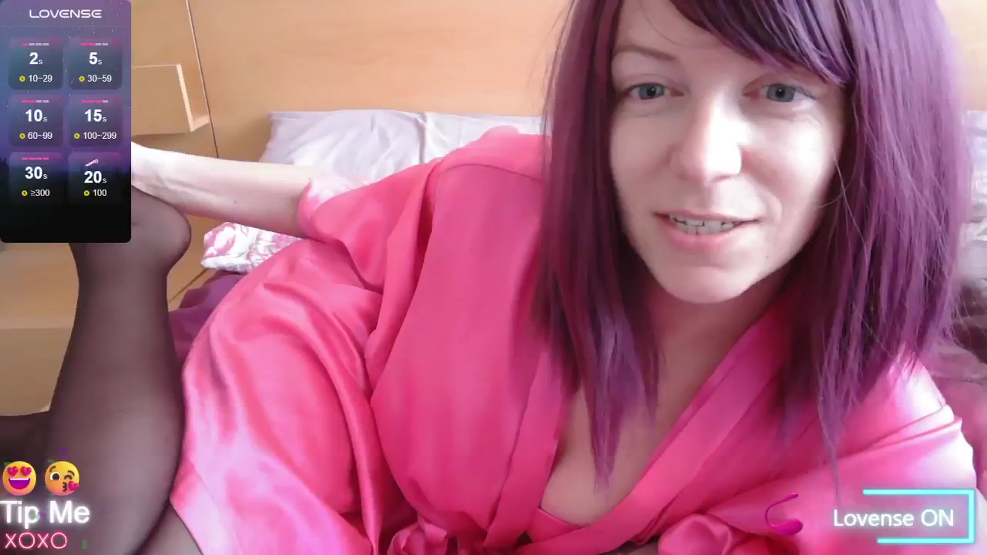 Gallery image thumbnail from size2shoes's myfreecams stream on, 07/19/2024, 13:50 image 18 of 20