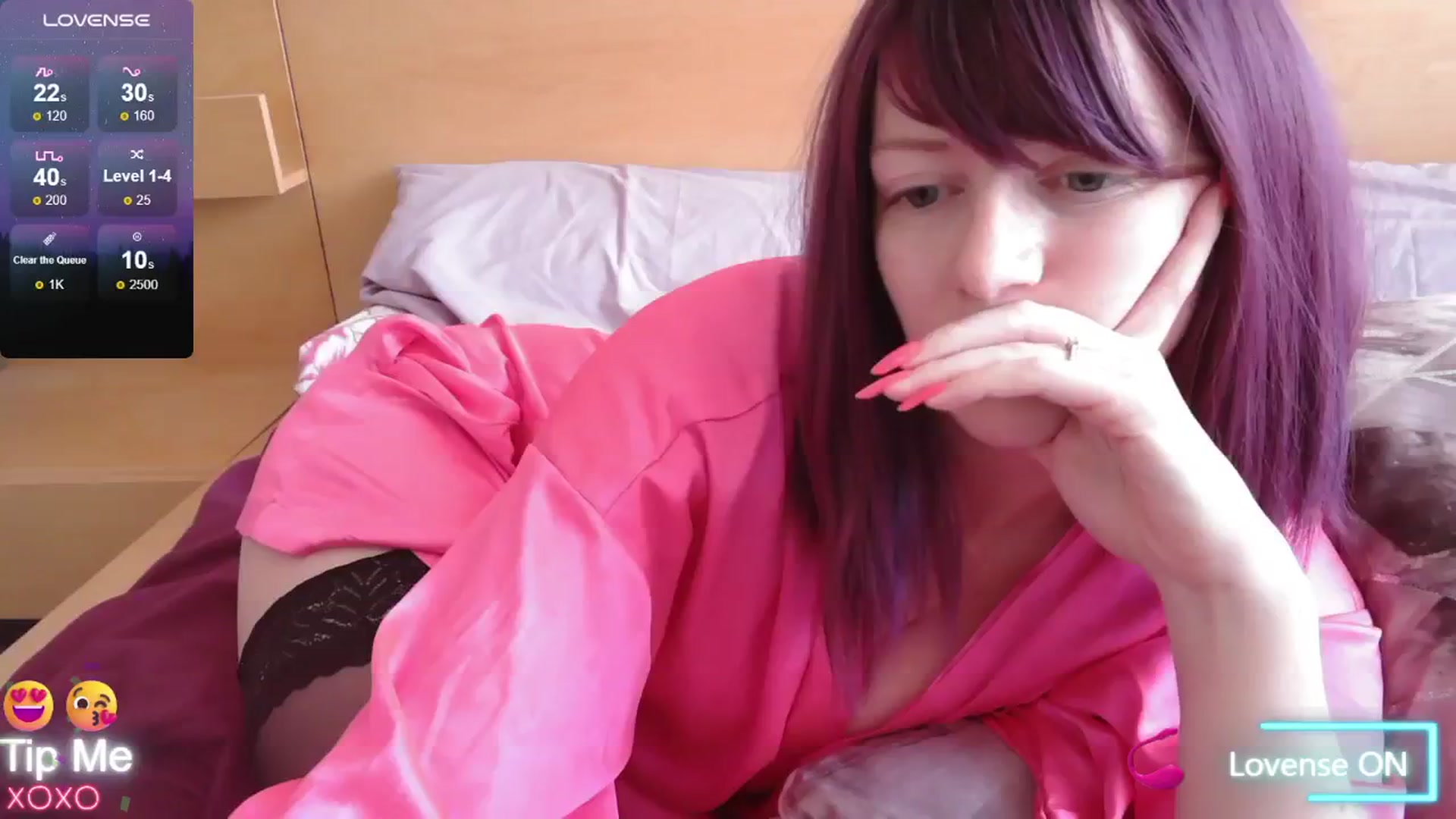 Gallery image thumbnail from size2shoes's myfreecams stream on, 07/19/2024, 13:50 image 14 of 20