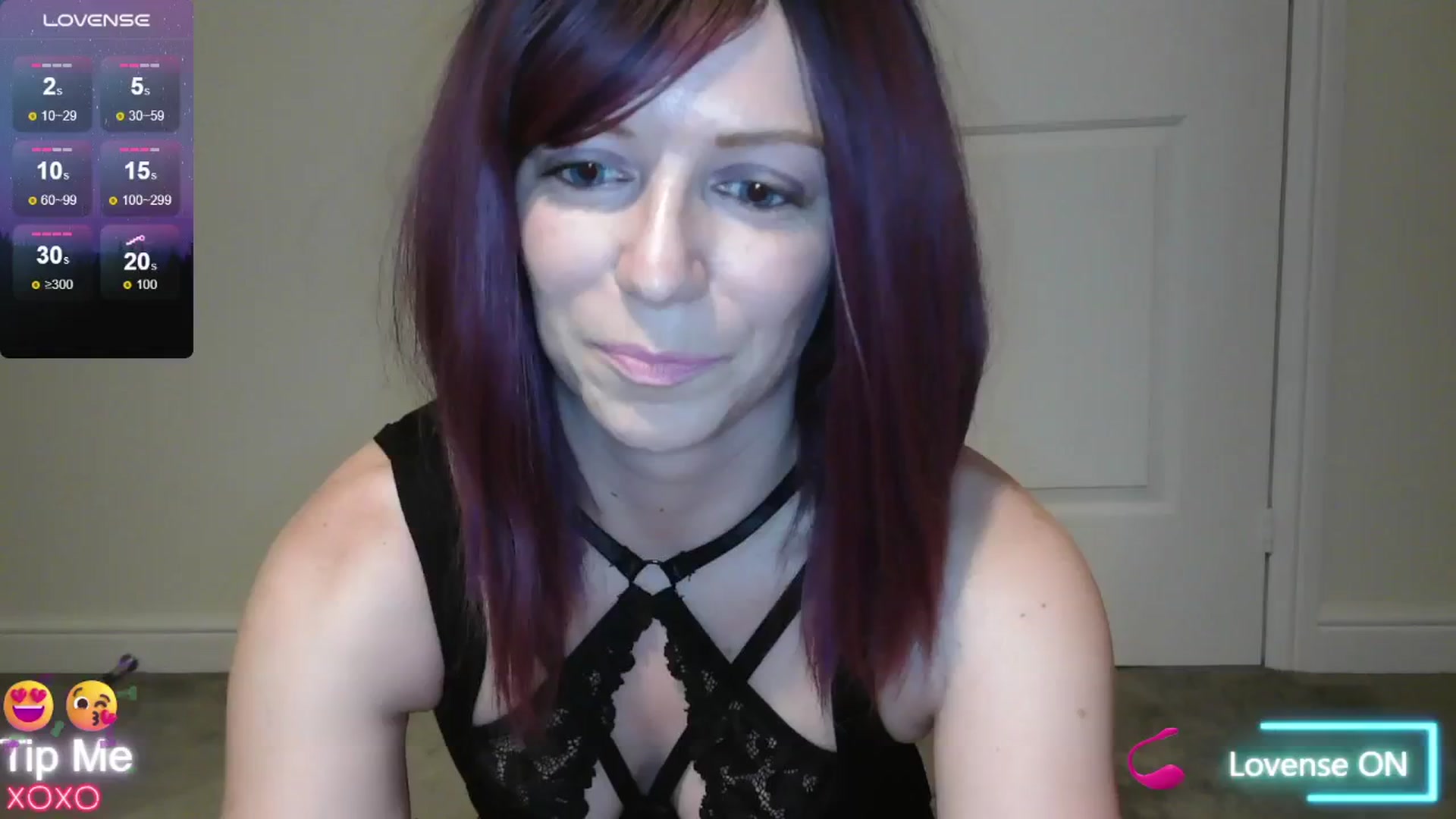 Gallery image thumbnail from size2shoes's myfreecams stream on, 07/21/2024, 24:13 image 1 of 20