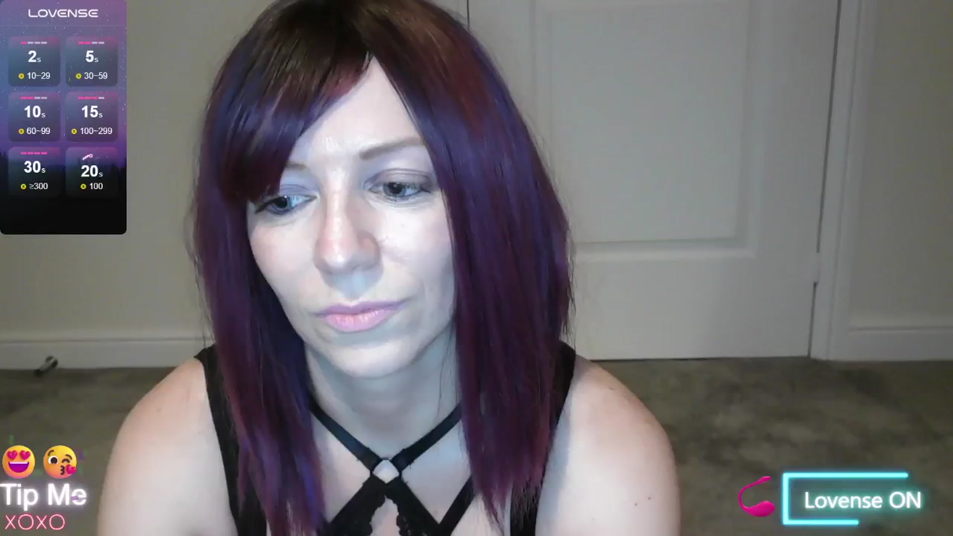 Gallery image thumbnail from size2shoes's myfreecams stream on, 07/21/2024, 24:13 image 14 of 20