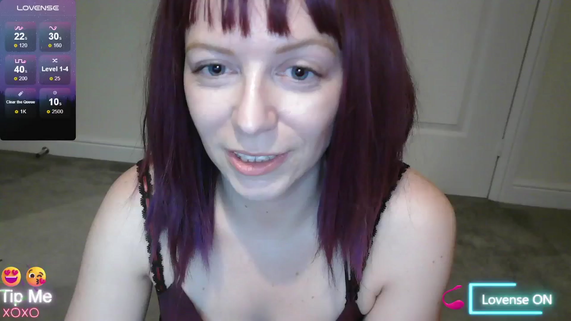 Gallery image thumbnail from size2shoes's myfreecams stream on, 07/22/2024, 21:59 image 17 of 20