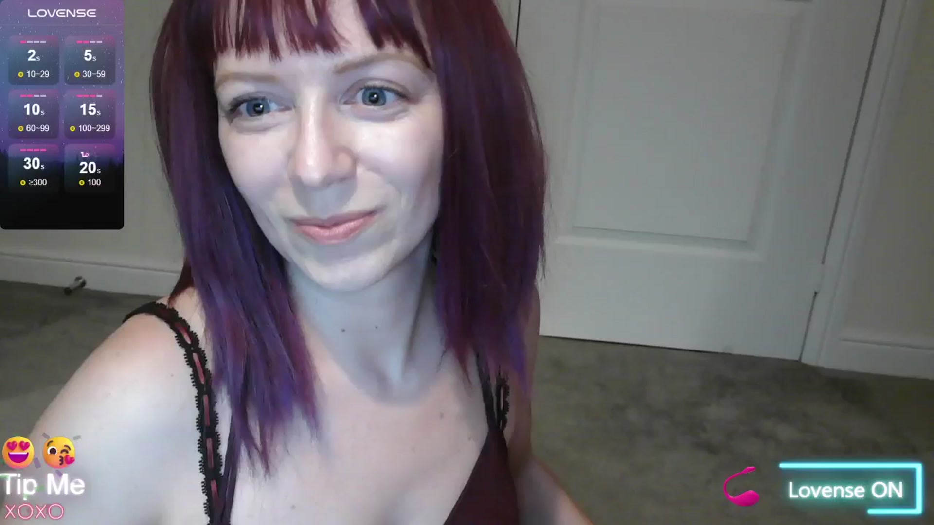Gallery image thumbnail from size2shoes's myfreecams stream on, 07/22/2024, 21:59 image 11 of 20