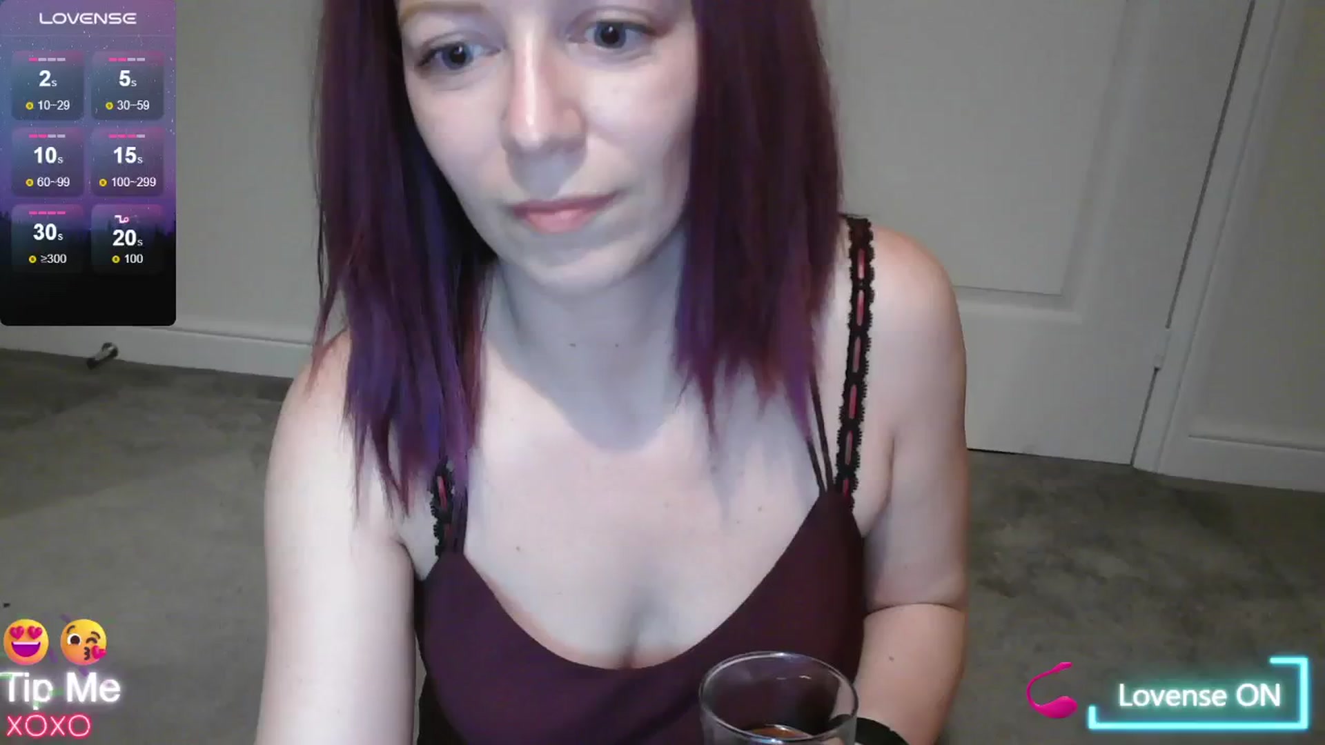 Gallery image thumbnail from size2shoes's myfreecams stream on, 07/22/2024, 21:59 image 14 of 20