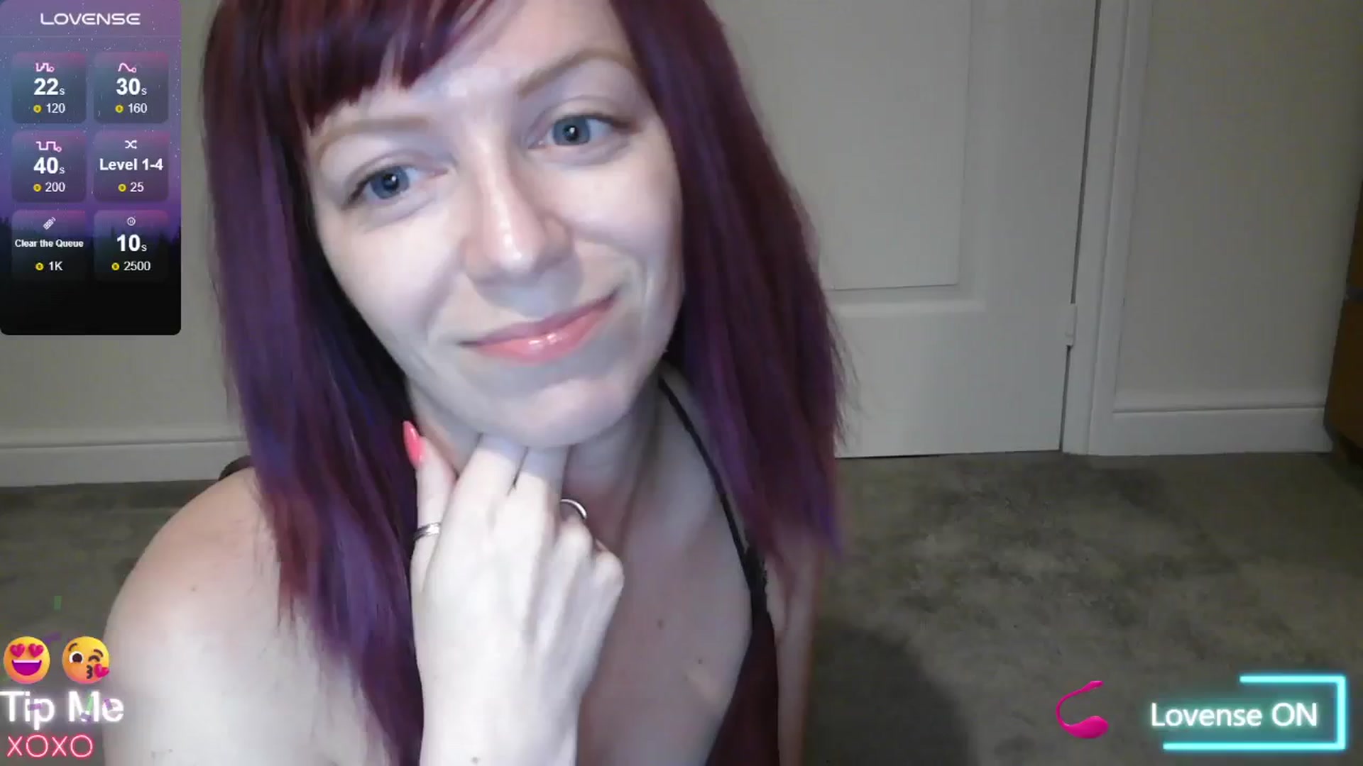 Gallery image thumbnail from size2shoes's myfreecams stream on, 07/23/2024, 01:39 image 9 of 20
