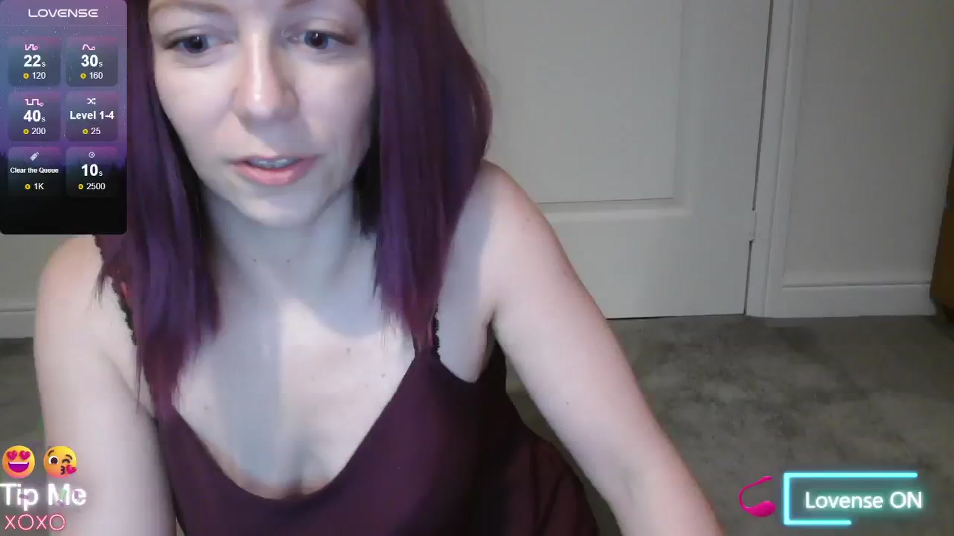 Gallery image thumbnail from size2shoes's myfreecams stream on, 07/23/2024, 01:39 image 14 of 20