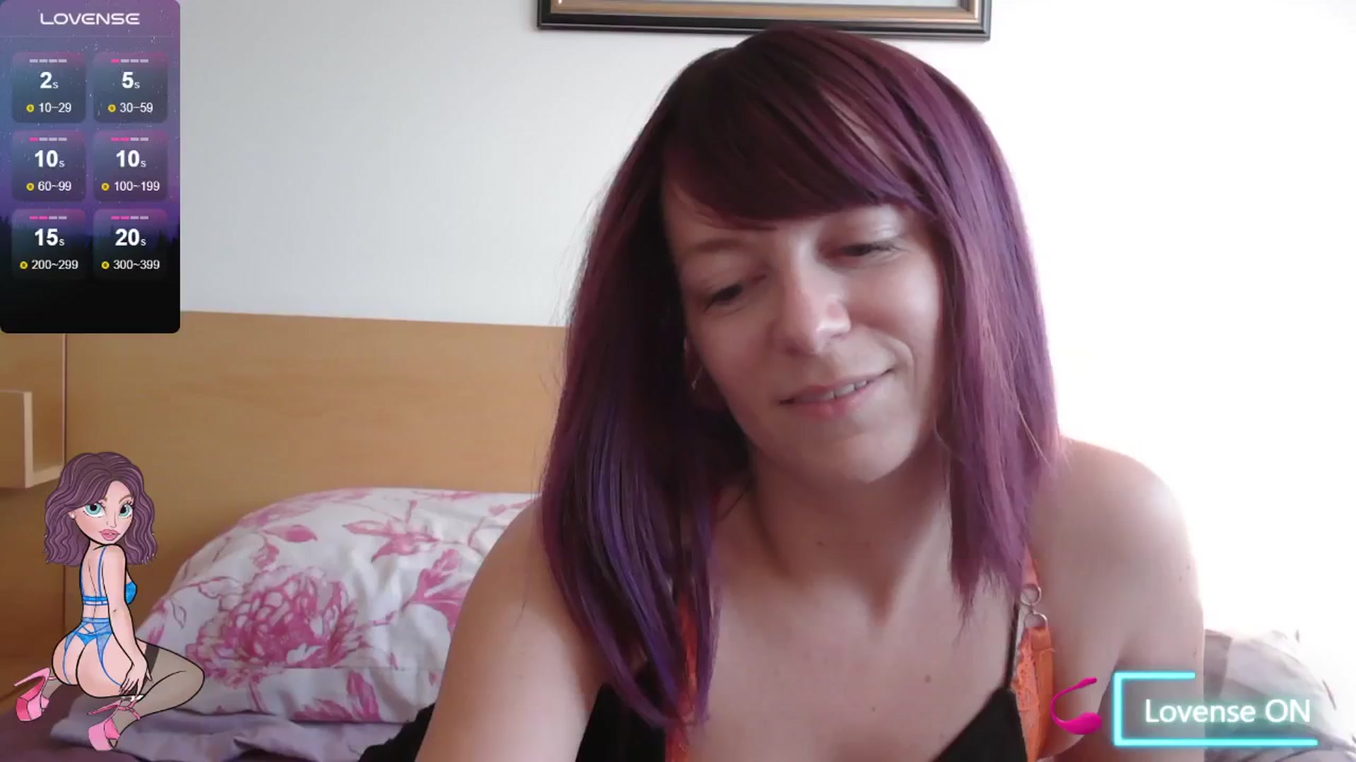 Gallery image thumbnail from size2shoes's myfreecams stream on, 08/05/2024, 16:37 image 18 of 20