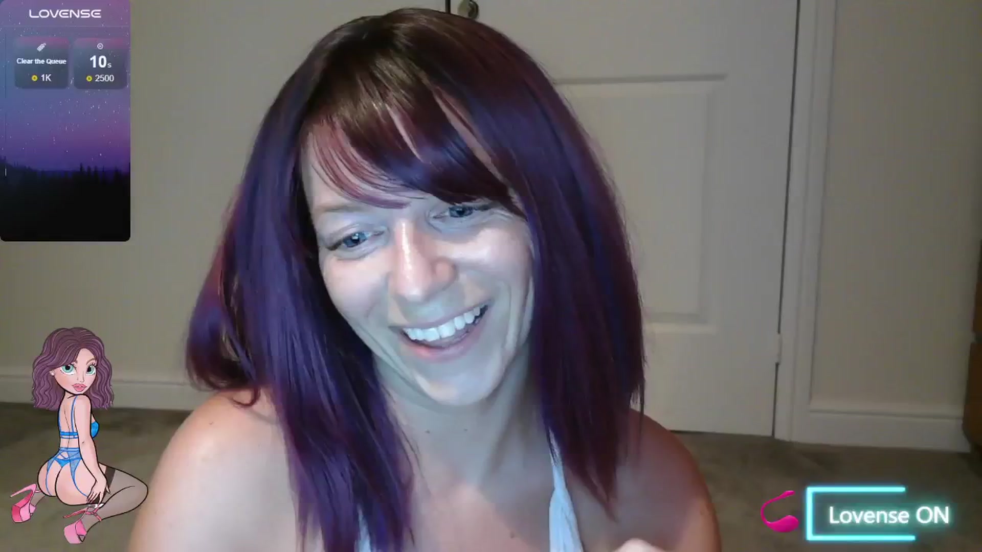 Gallery image thumbnail from size2shoes's myfreecams stream on, 08/17/2024, 22:22 image 20 of 20