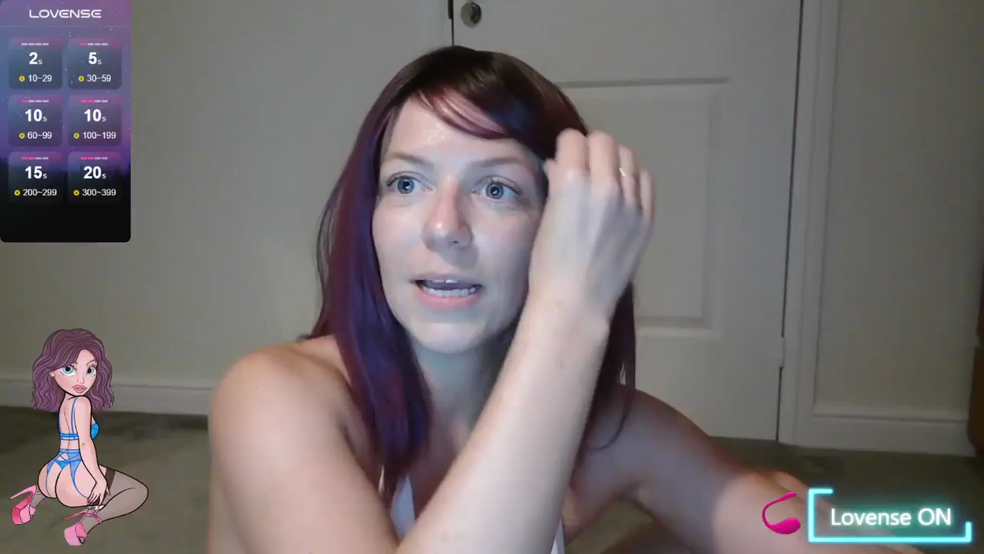 Gallery image thumbnail from size2shoes's myfreecams stream on, 08/17/2024, 22:22 image 17 of 20