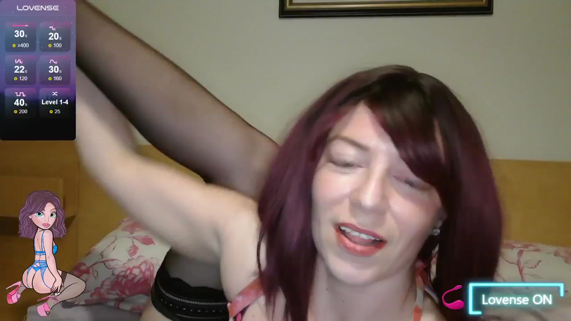 Gallery image thumbnail from size2shoes's myfreecams stream on, 08/22/2024, 22:50 image 12 of 20