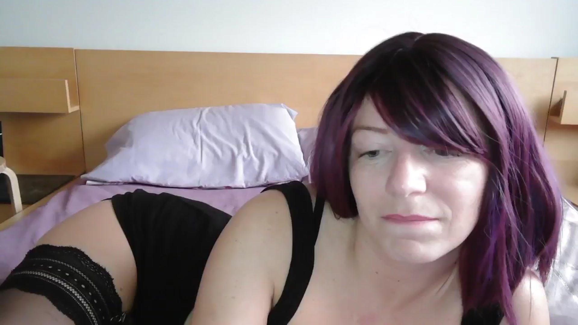 Gallery image thumbnail from size2shoes's myfreecams stream on, 09/18/2024, 09:08 image 6 of 20