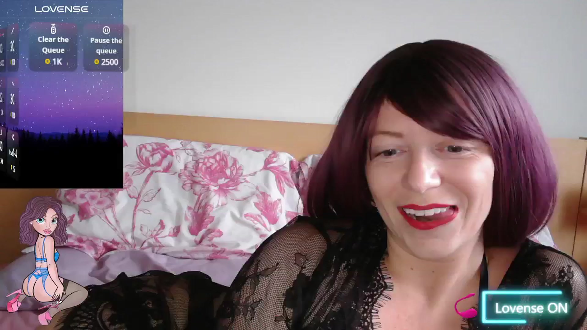 Gallery image thumbnail from size2shoes's myfreecams stream on, 09/25/2024, 17:49 image 5 of 20