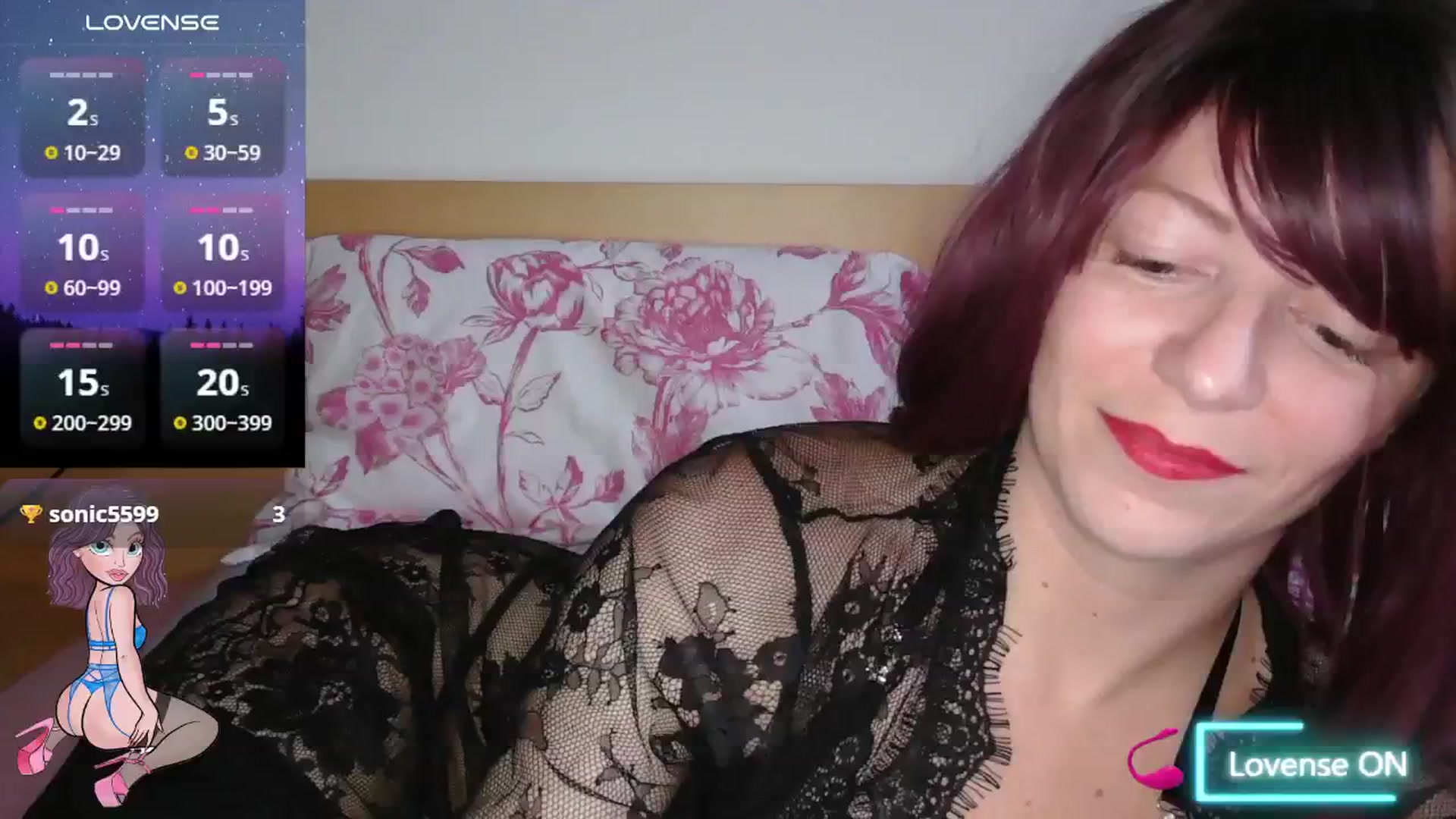 Gallery image thumbnail from size2shoes's myfreecams stream on, 09/25/2024, 17:49 image 13 of 20