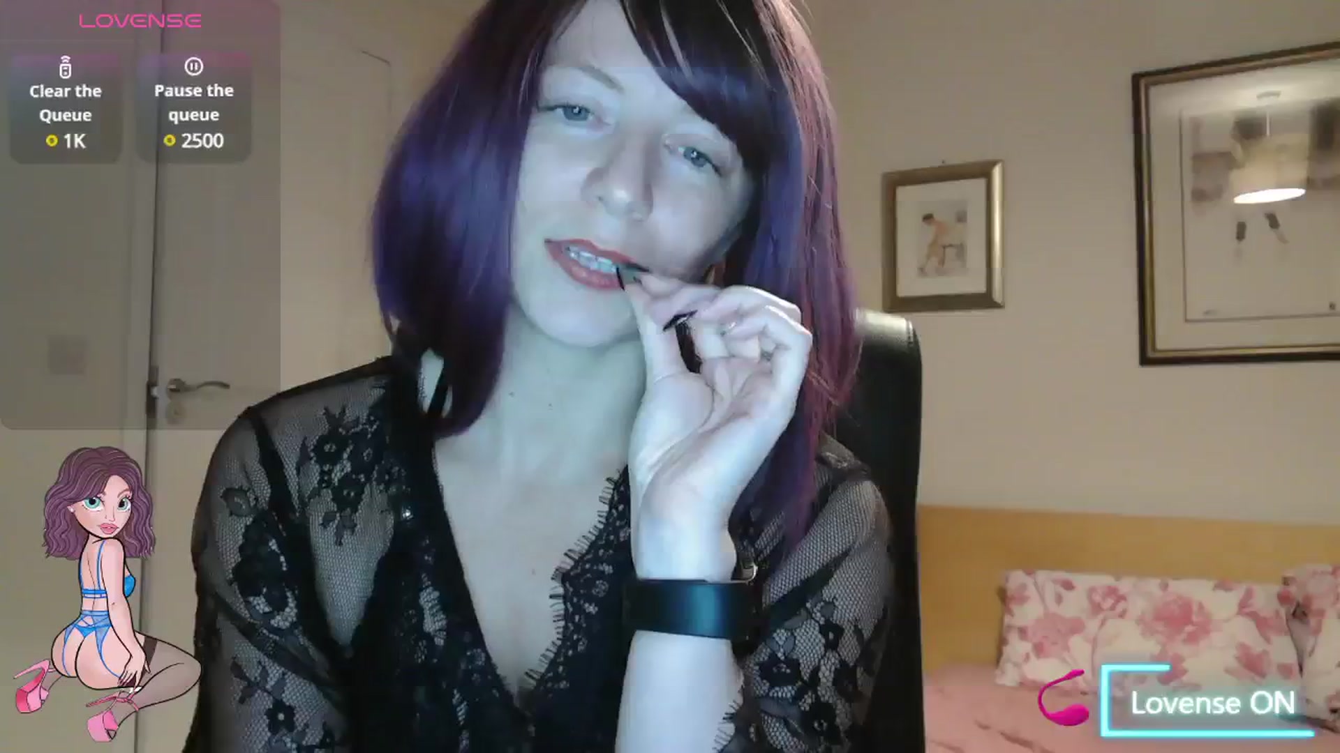 Gallery image thumbnail from size2shoes's myfreecams stream on, 10/02/2024, 18:53 image 1 of 20
