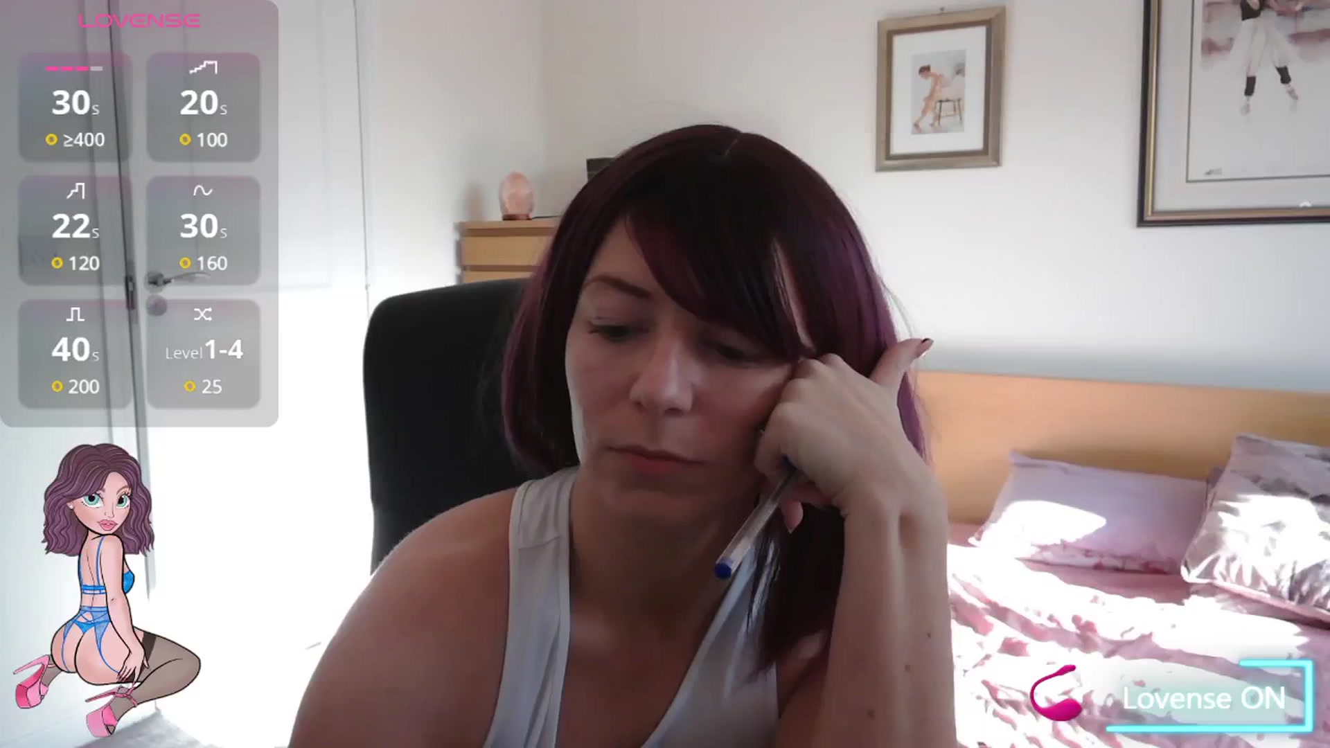 Gallery image thumbnail from size2shoes's myfreecams stream on, 10/16/2024, 14:37 image 11 of 20