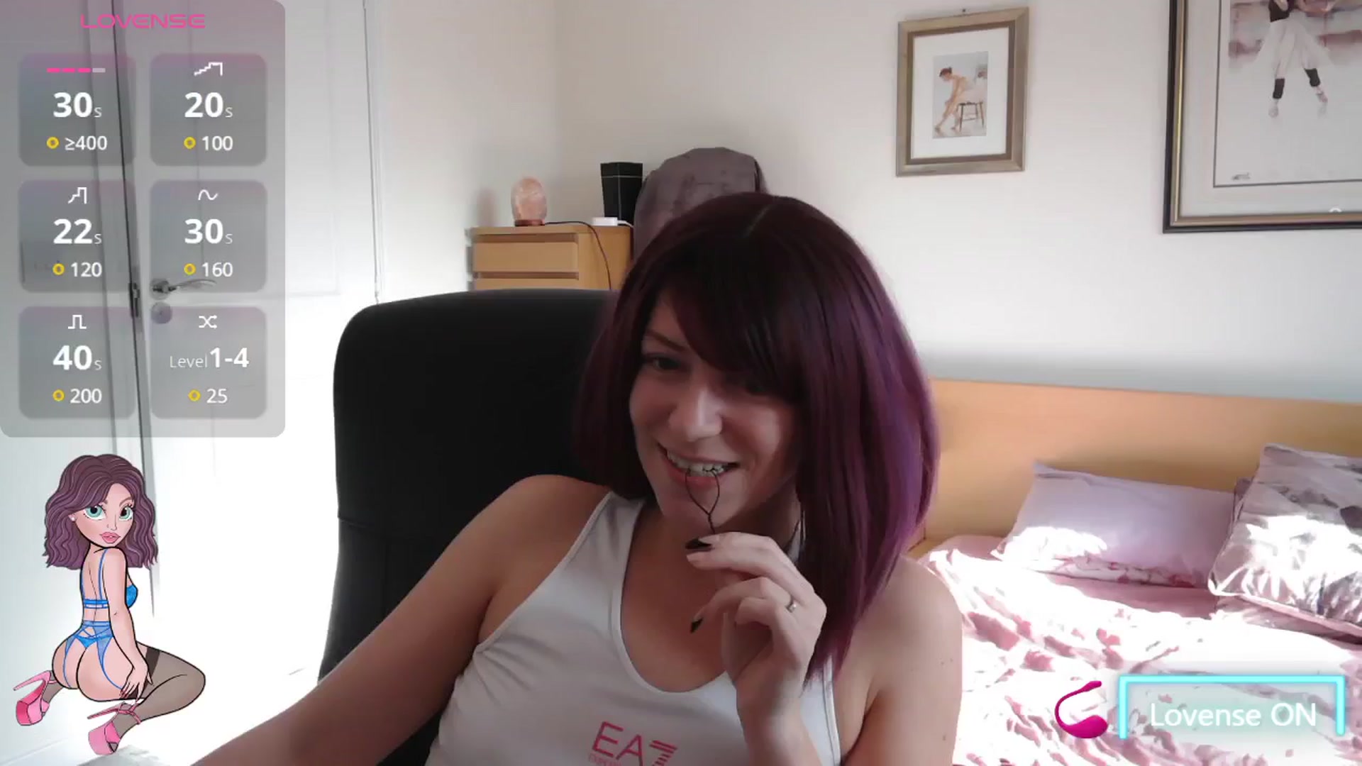 Gallery image thumbnail from size2shoes's myfreecams stream on, 10/16/2024, 14:37 image 9 of 20