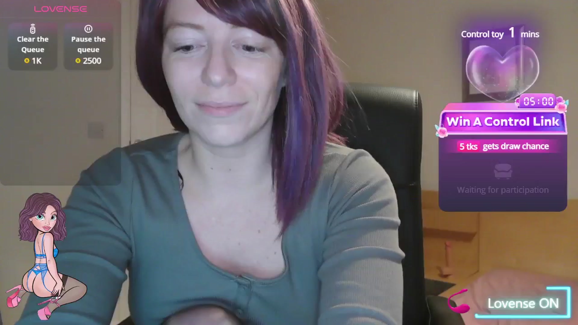 Gallery image thumbnail from size2shoes's myfreecams stream on, 10/21/2024, 18:22 image 17 of 20