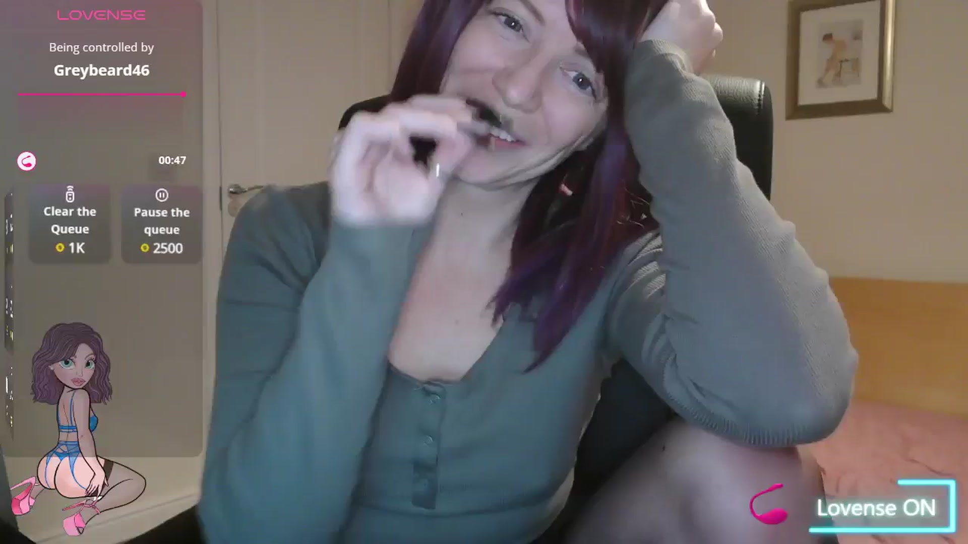 Gallery image thumbnail from size2shoes's myfreecams stream on, 10/21/2024, 18:22 image 9 of 20
