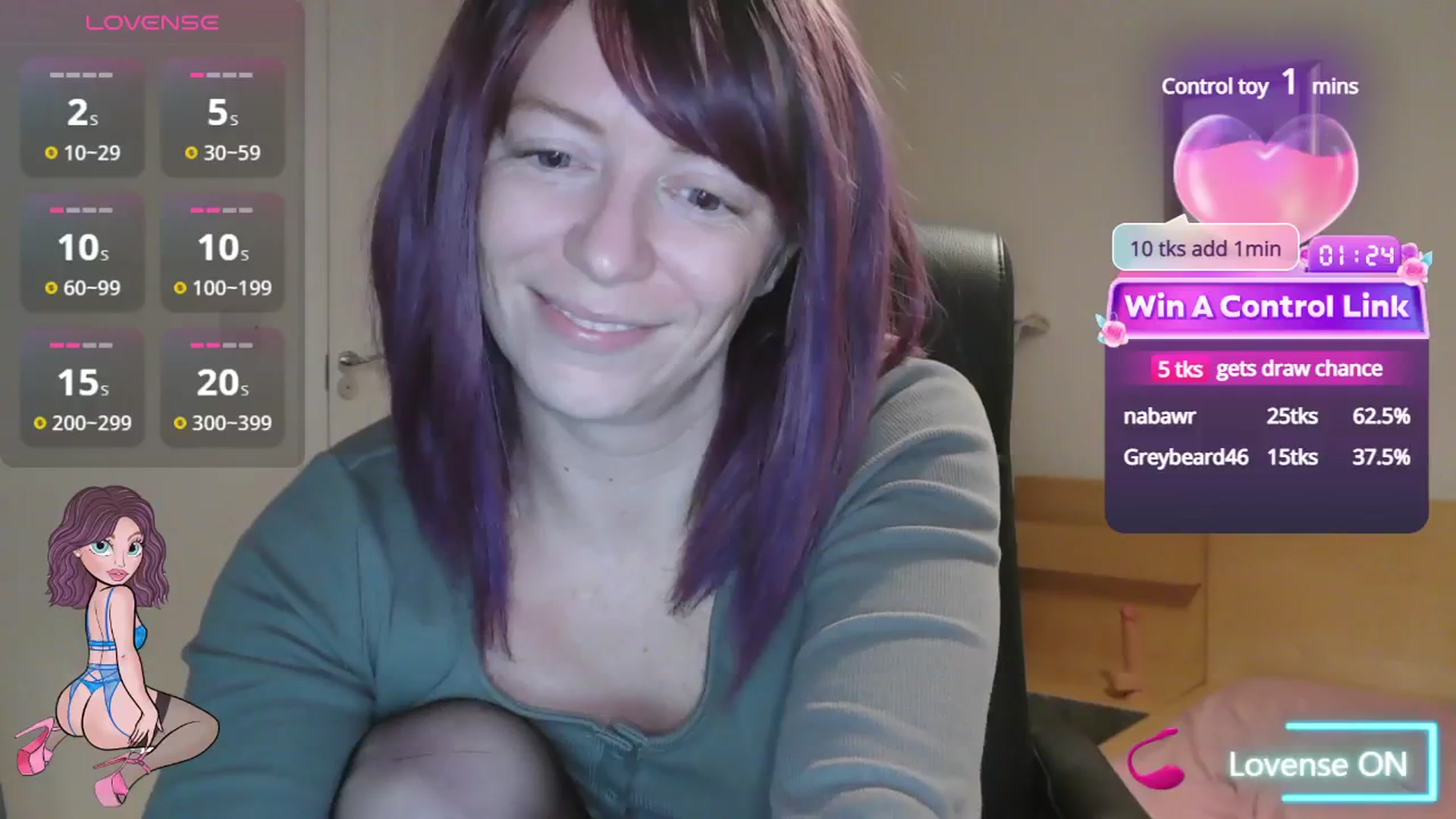 Gallery image thumbnail from size2shoes's myfreecams stream on, 10/21/2024, 18:22 image 16 of 20