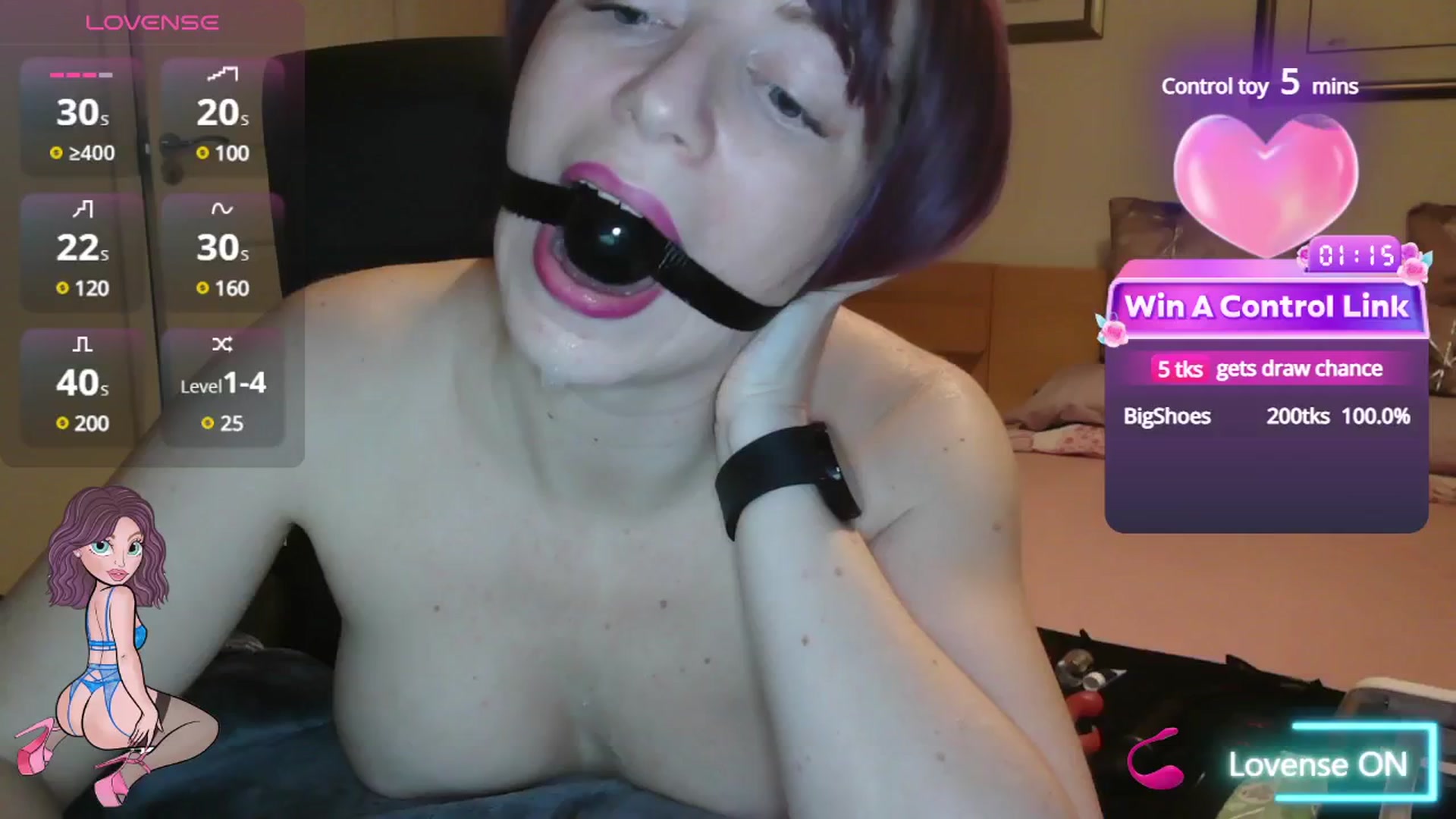 Gallery image thumbnail from size2shoes's myfreecams stream on, 10/29/2024, 24:12 image 11 of 20