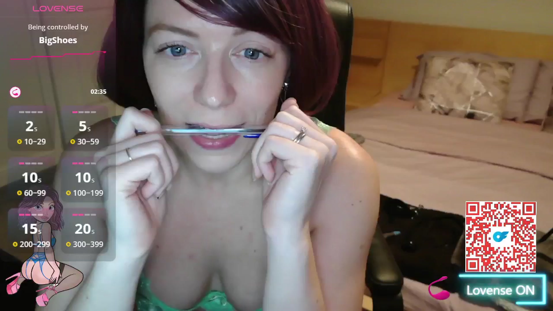 Gallery image thumbnail from size2shoes's myfreecams stream on, 11/11/2024, 22:27 image 15 of 20