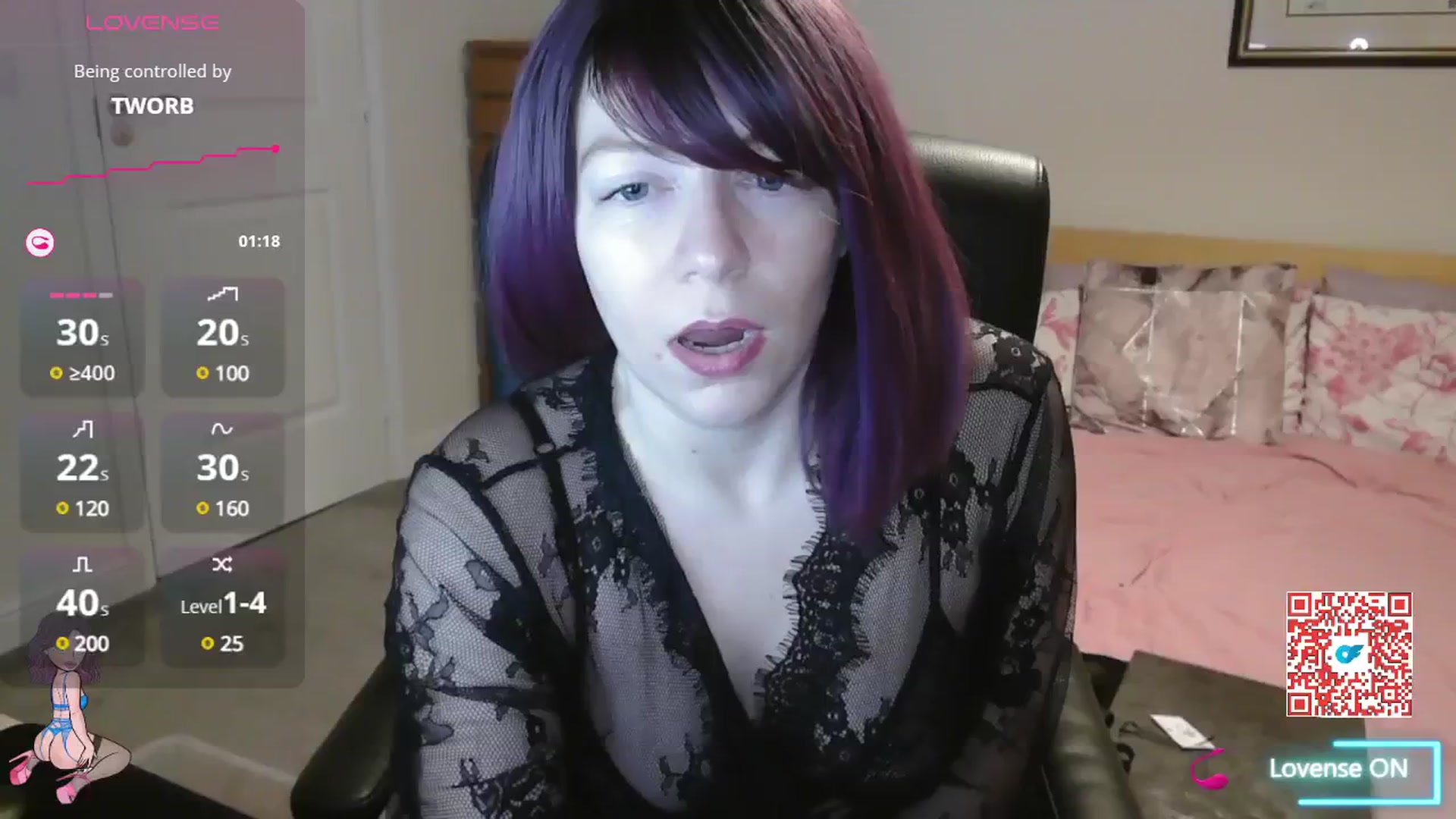 Gallery image thumbnail from size2shoes's myfreecams stream on, 12/11/2024, 17:23 image 19 of 20