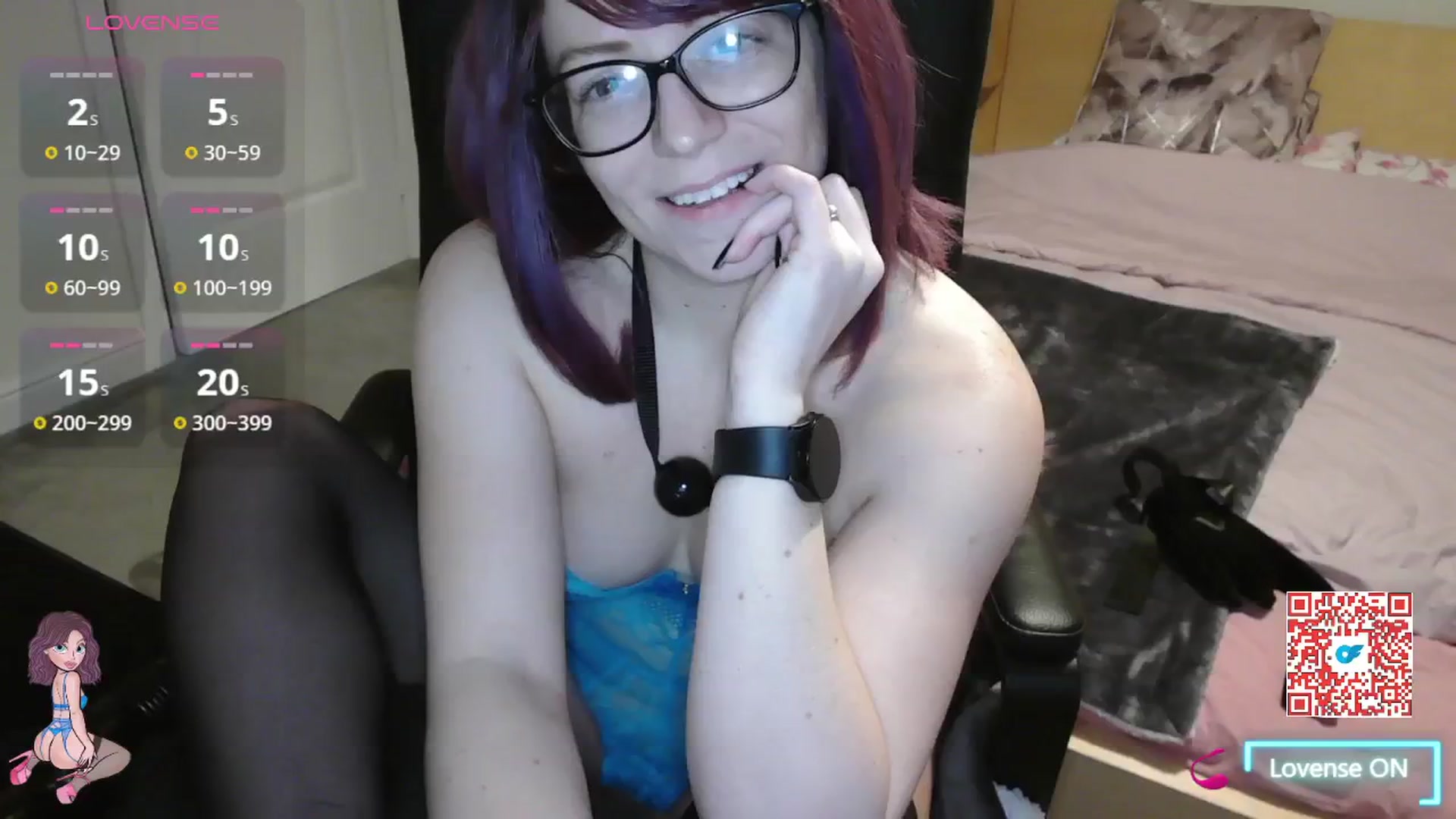 Gallery image thumbnail from size2shoes's myfreecams stream on, 01/02/2025, 04:06 image 18 of 20