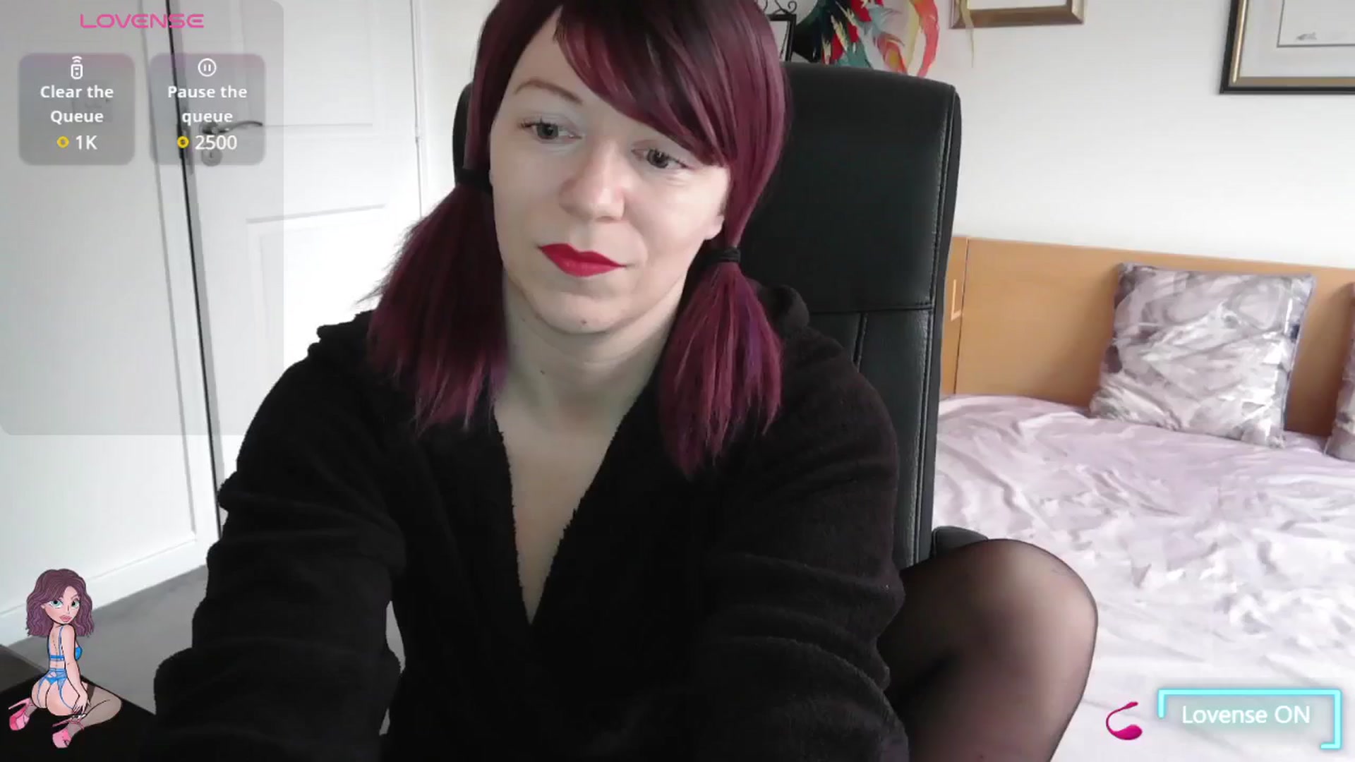 Gallery image thumbnail from size2shoes's myfreecams stream on, 02/01/2025, 10:16 image 12 of 20