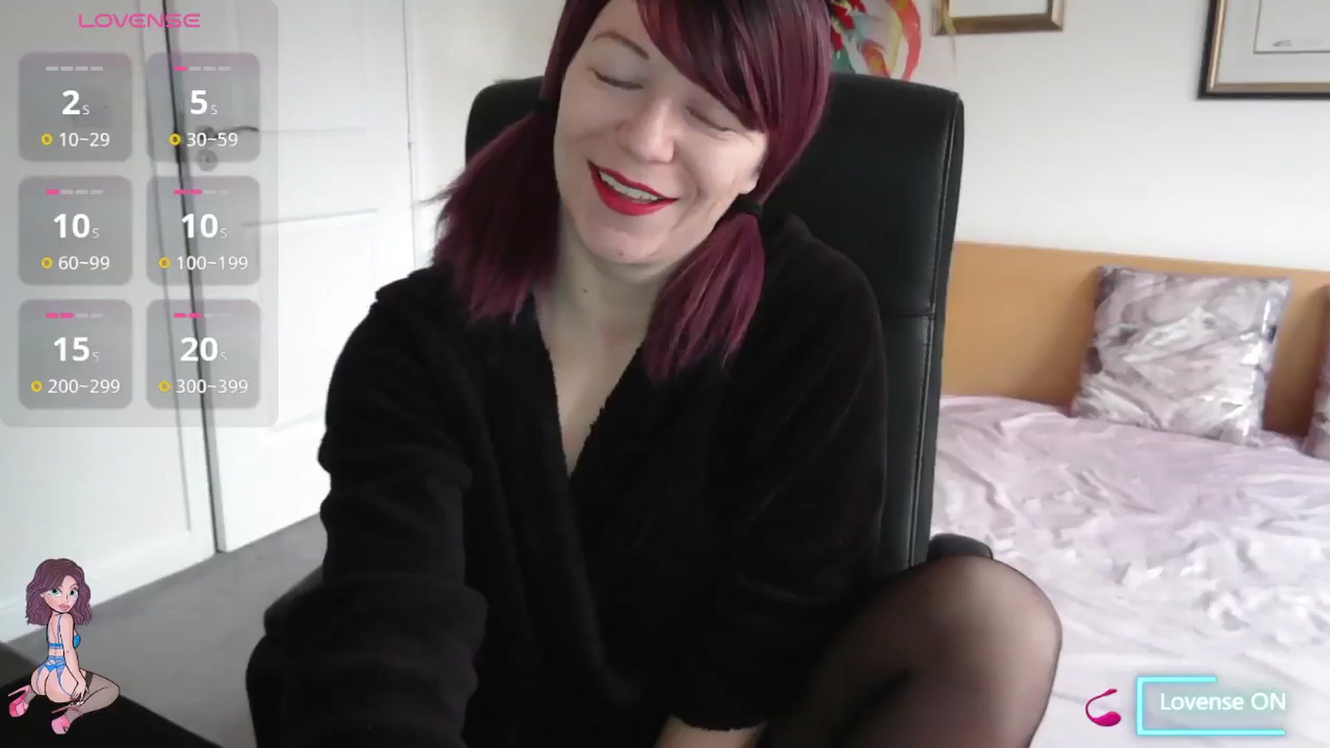 Gallery image thumbnail from size2shoes's myfreecams stream on, 02/01/2025, 10:16 image 13 of 20