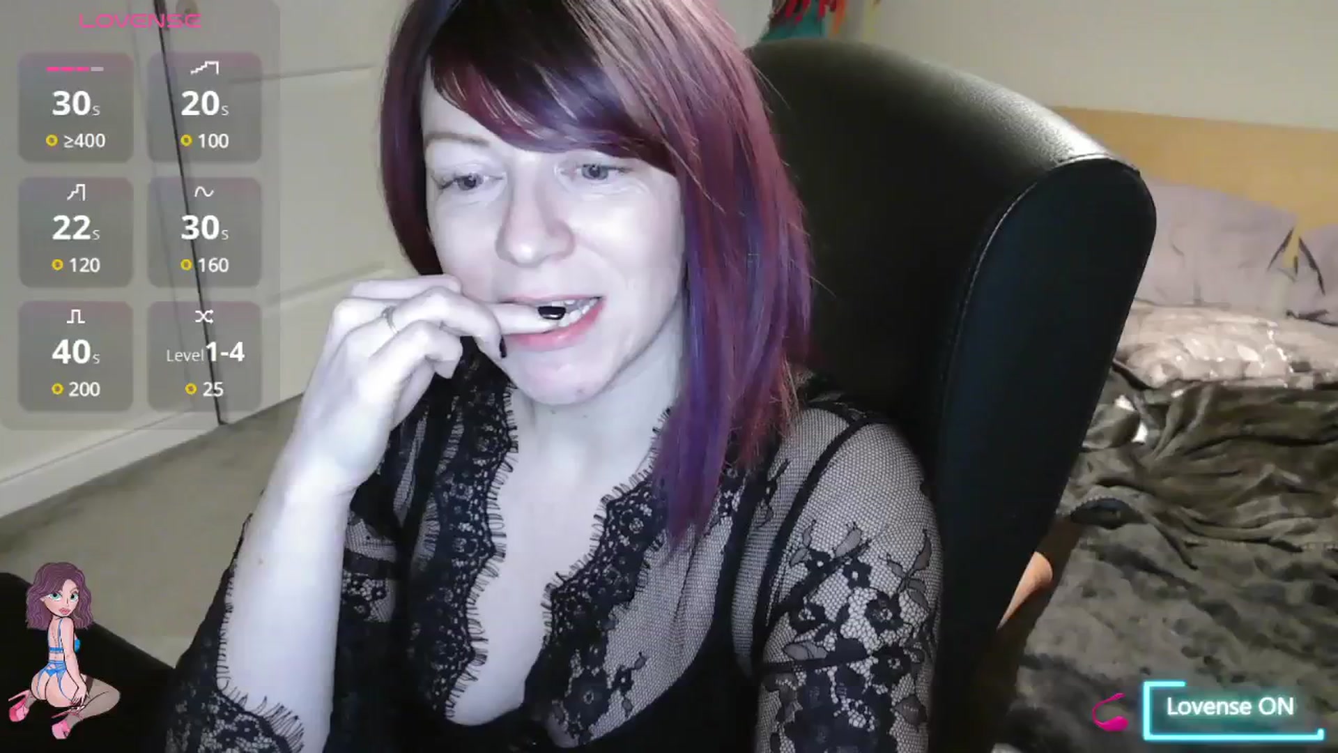 Gallery image thumbnail from size2shoes's myfreecams stream on, 02/03/2025, 01:08 image 17 of 20