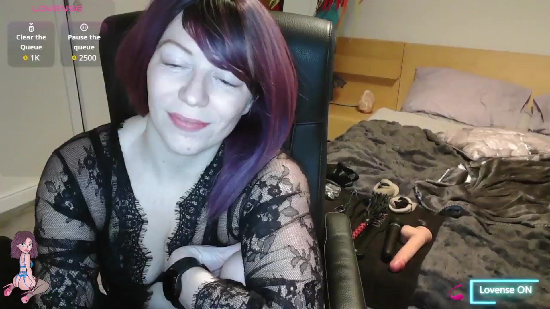 Gallery image thumbnail from size2shoes's myfreecams stream on, 02/03/2025, 01:08 image 4 of 20