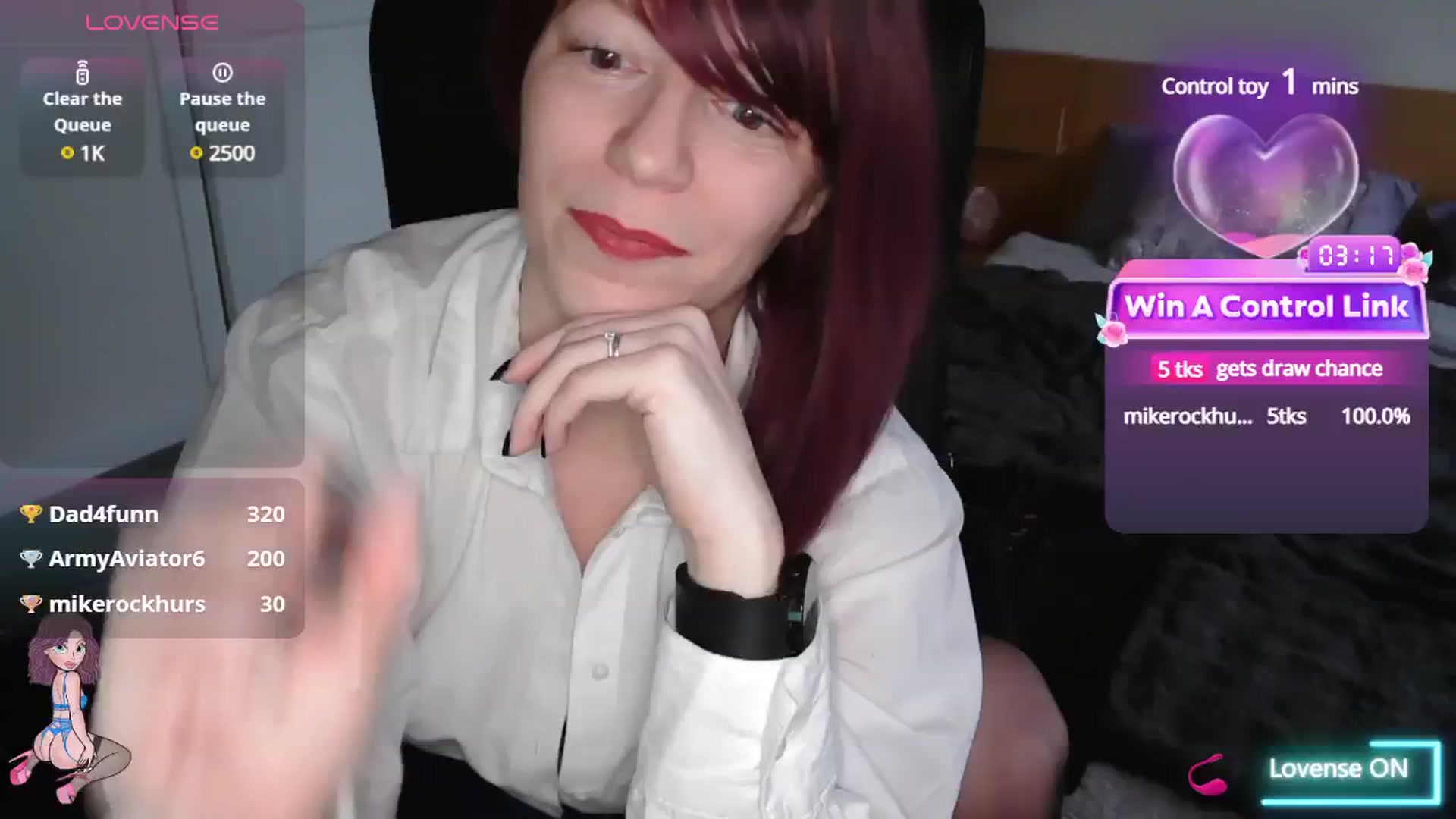 Gallery image thumbnail from size2shoes's myfreecams stream on, 02/03/2025, 18:05 image 12 of 20