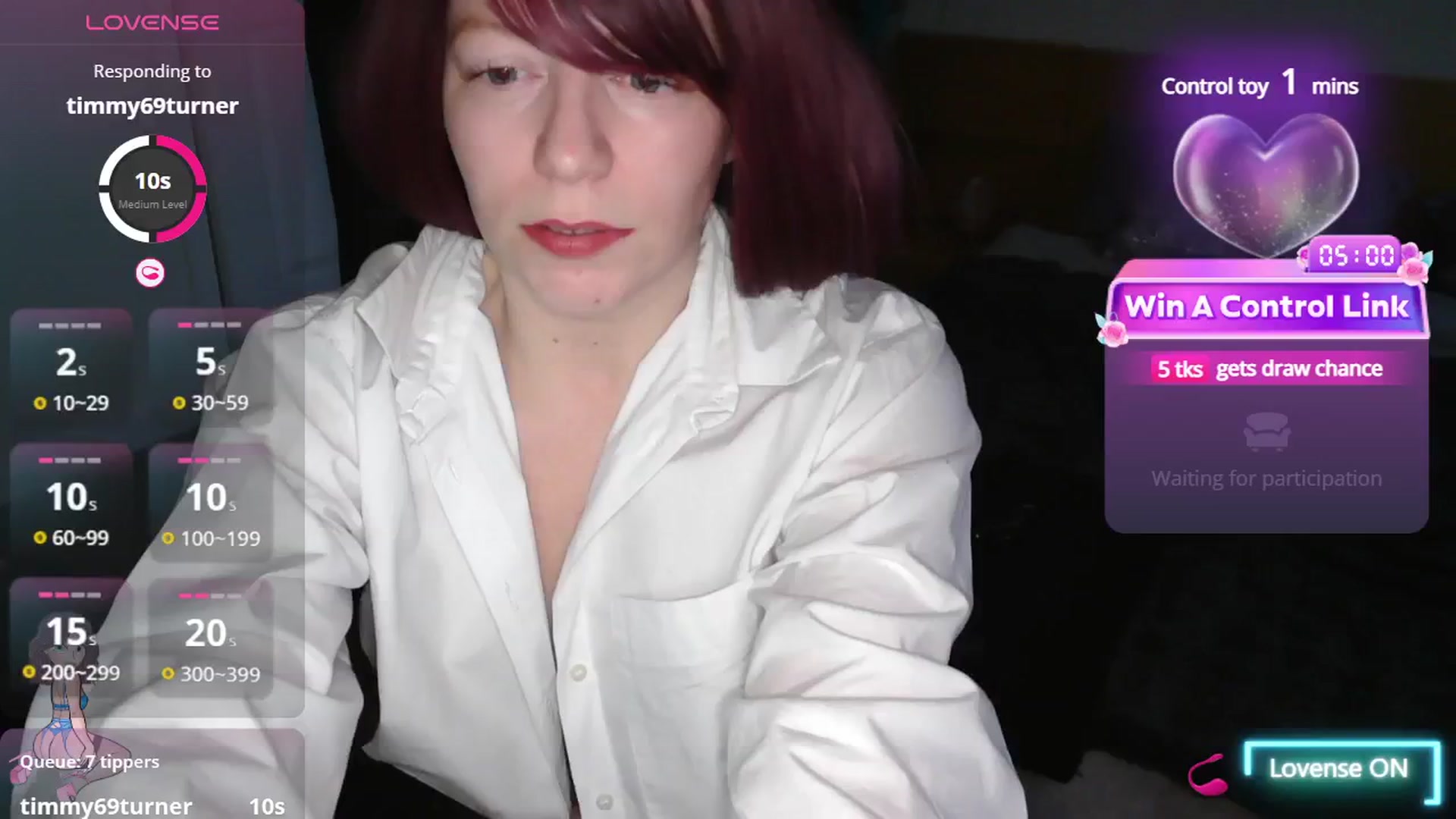 Gallery image thumbnail from size2shoes's myfreecams stream on, 02/03/2025, 18:05 image 15 of 20