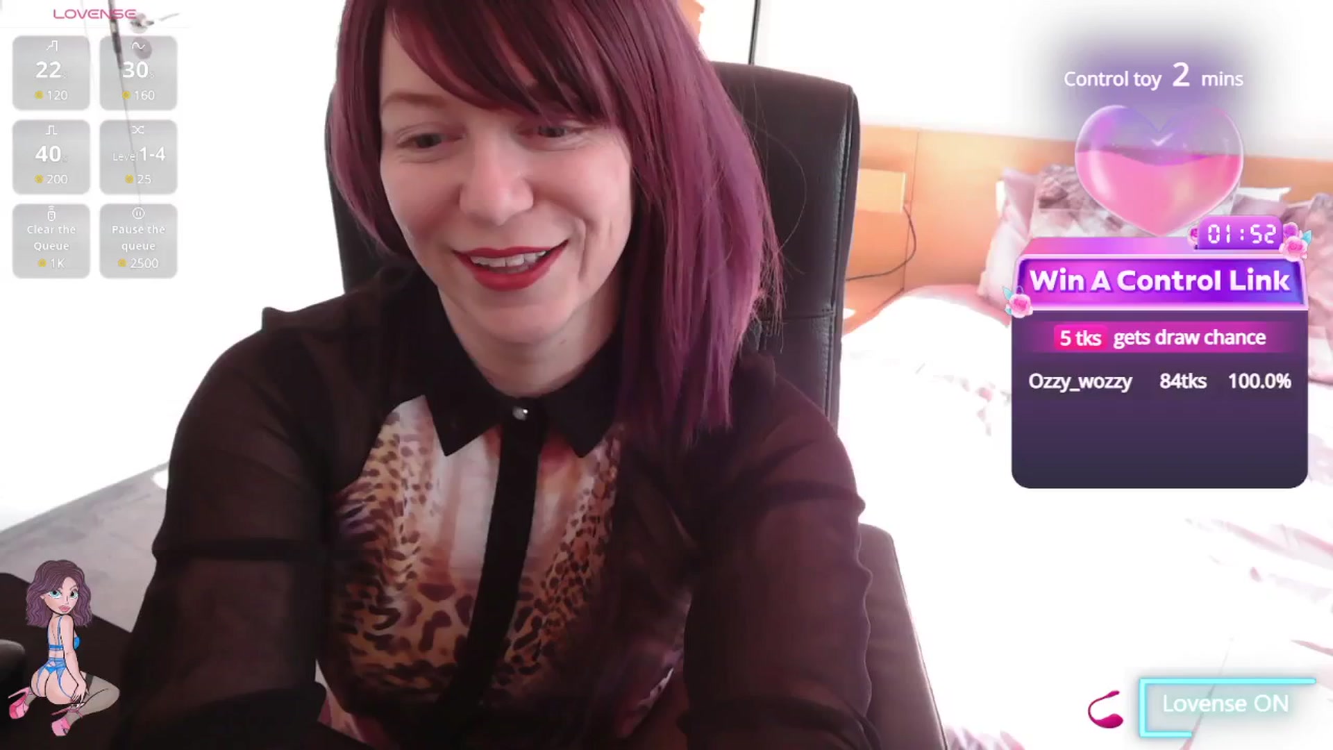Gallery image thumbnail from size2shoes's myfreecams stream on, 03/04/2025, 17:11 image 6 of 20