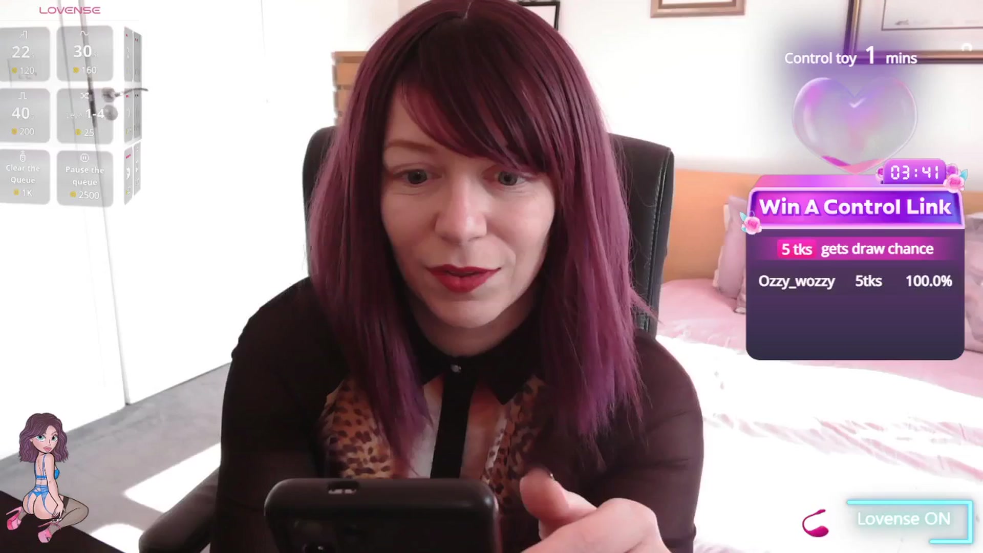 Gallery image thumbnail from size2shoes's myfreecams stream on, 03/04/2025, 17:11 image 2 of 20