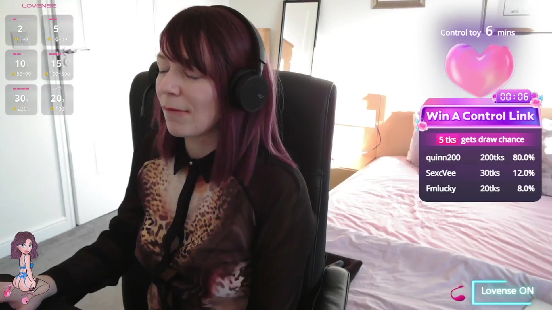 Gallery image thumbnail from size2shoes's myfreecams stream on, 03/04/2025, 17:11 image 16 of 20